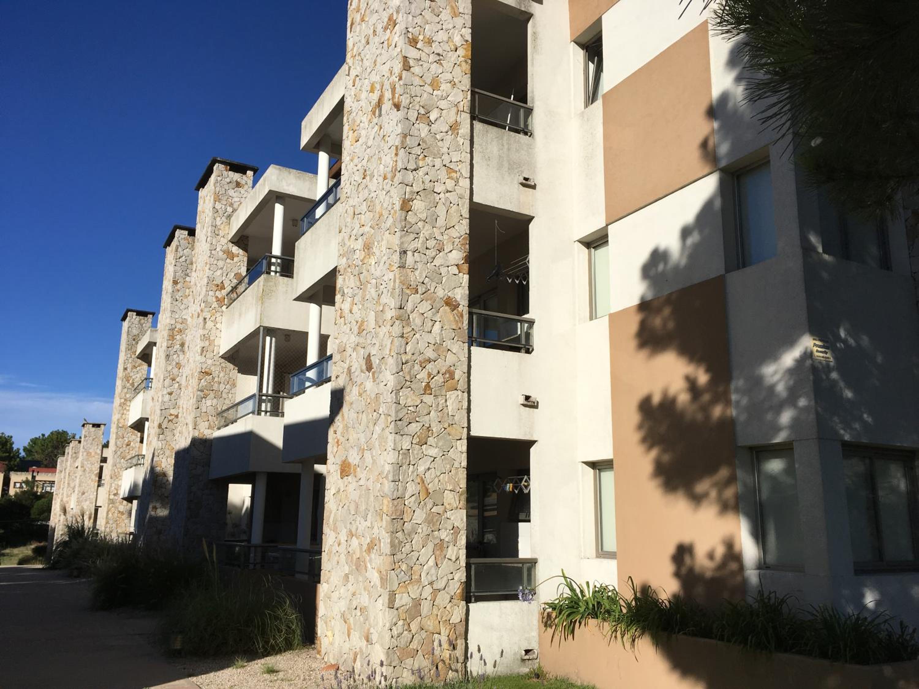 Solares Apart