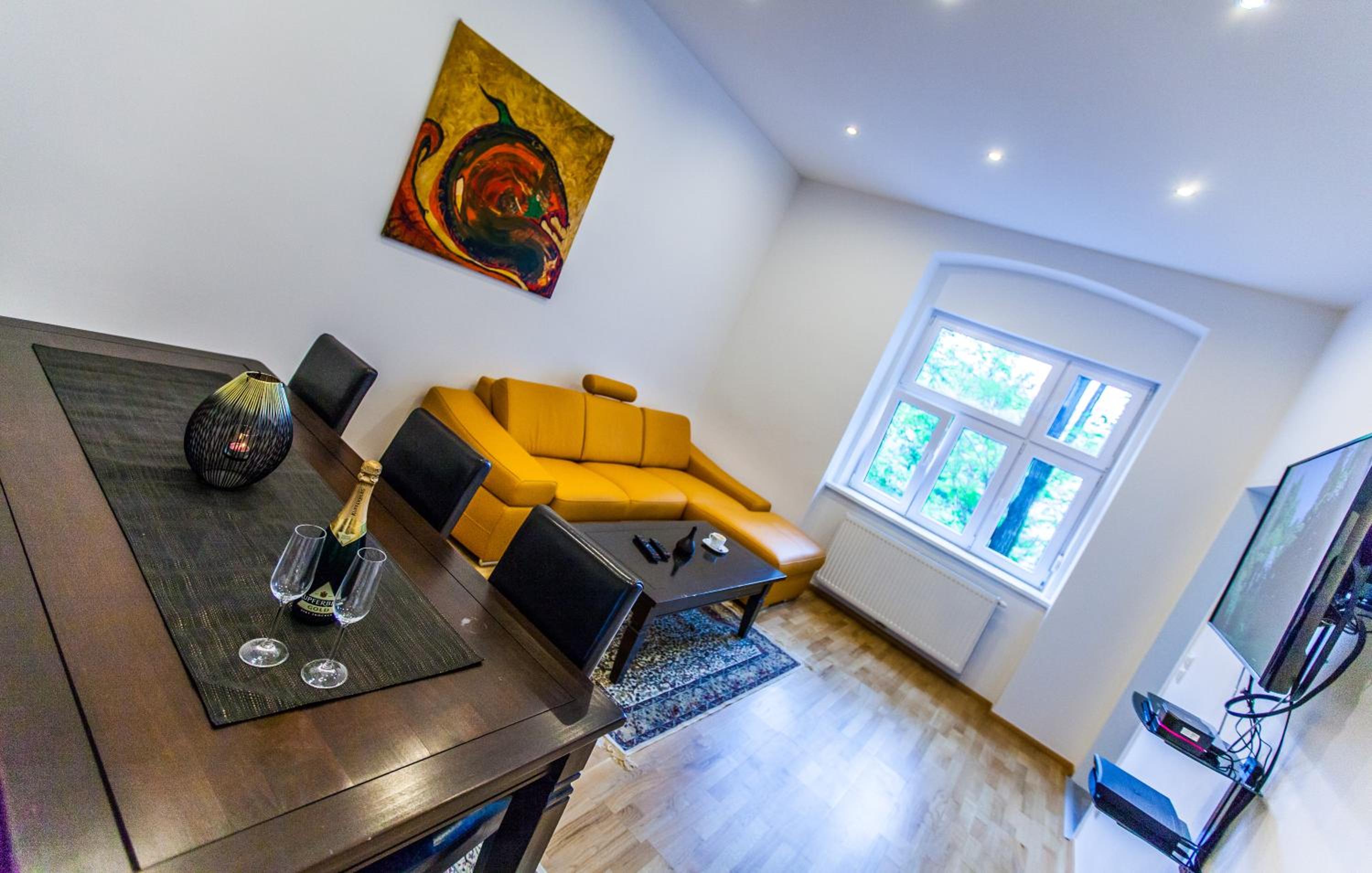 Vienna Market Apartments