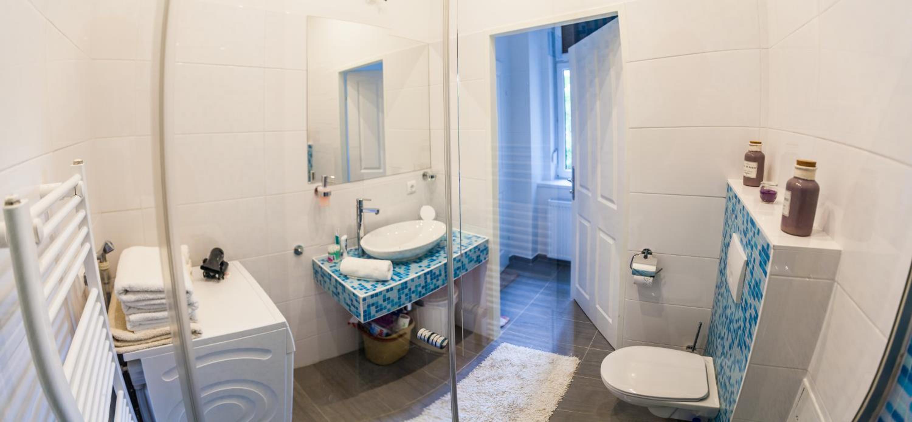 Vienna Market Apartments