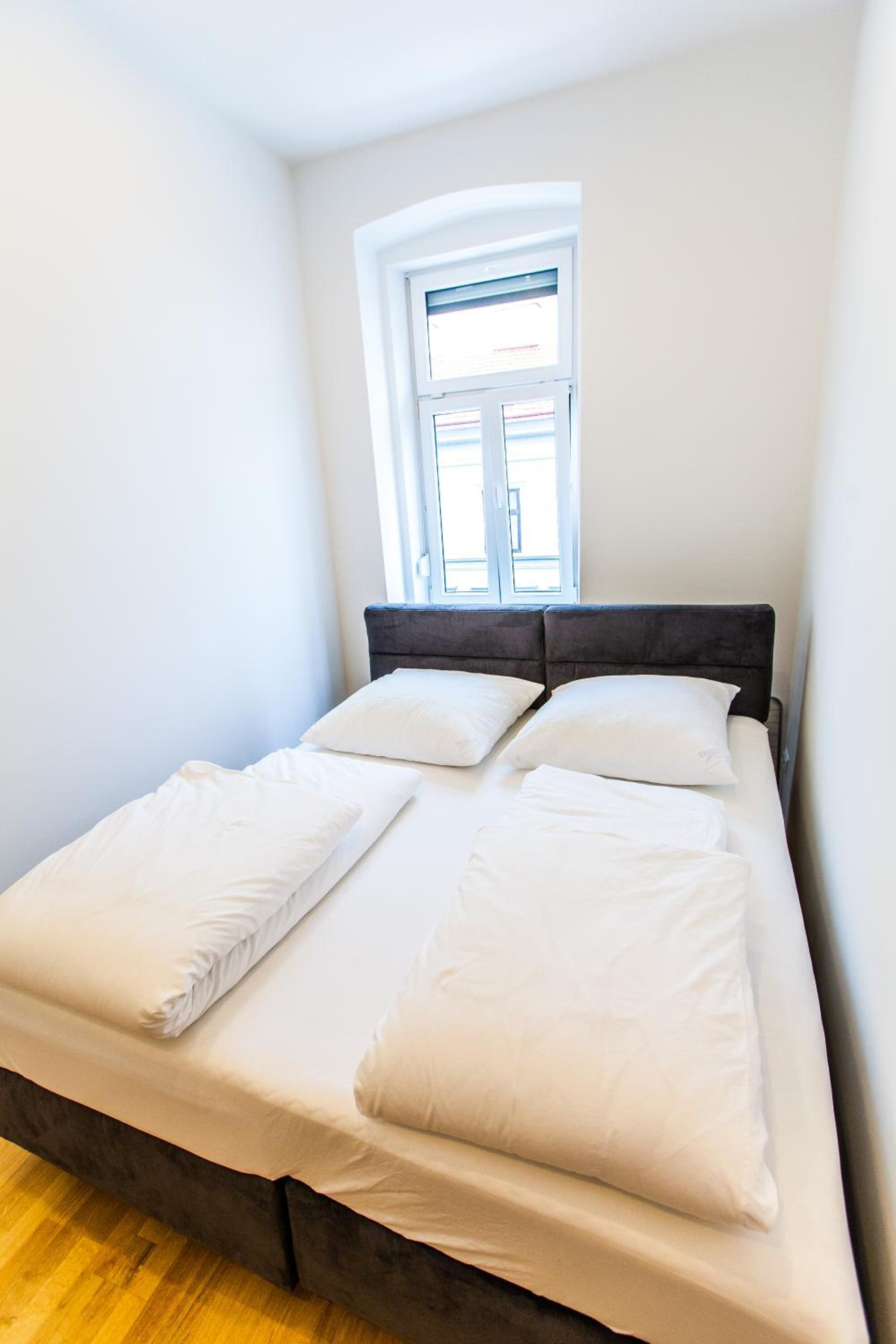 Vienna Market Apartments
