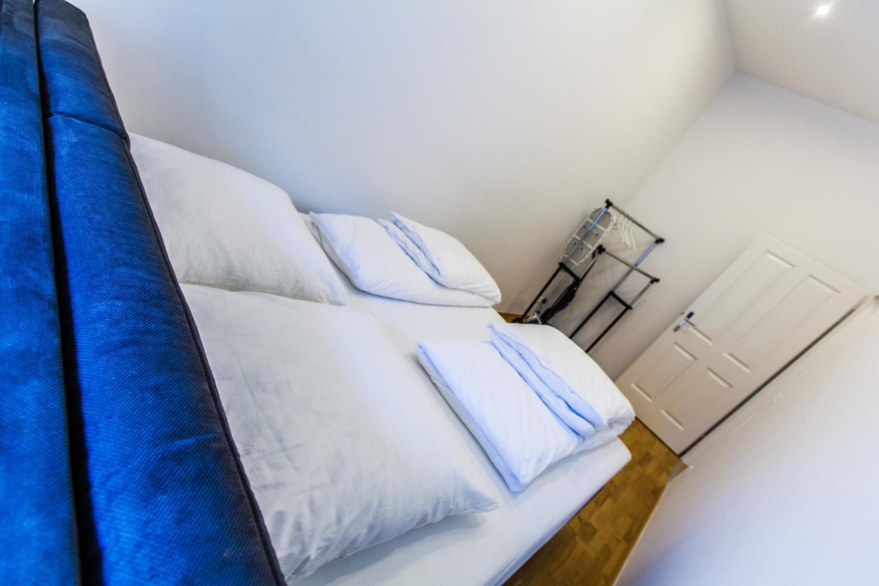 Vienna Market Apartments