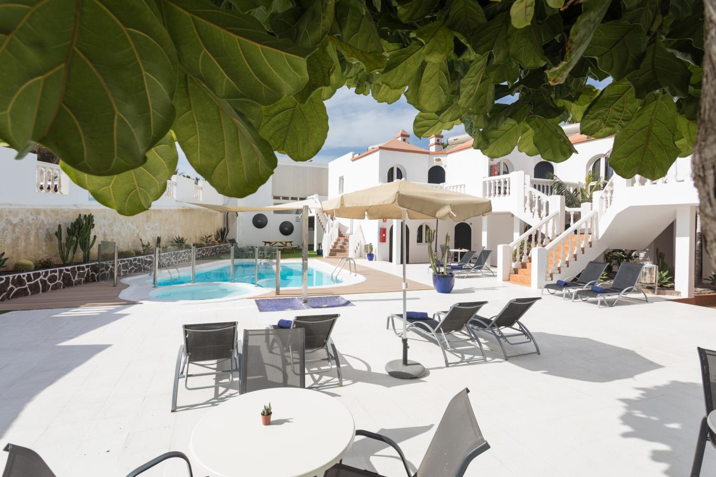 Apartamentos LIVVO Galera Beach