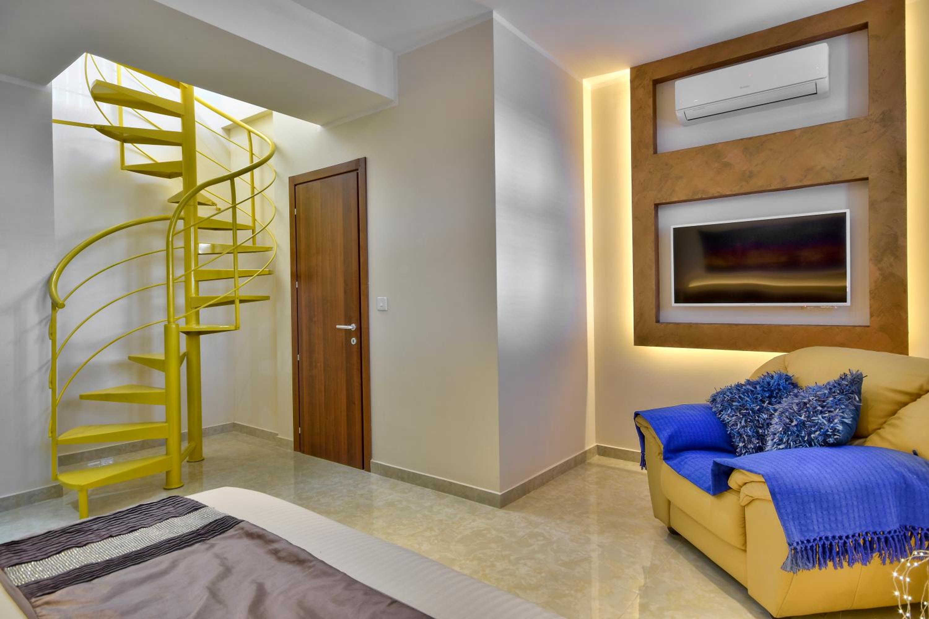 Central Suites St. Julian's photo 2