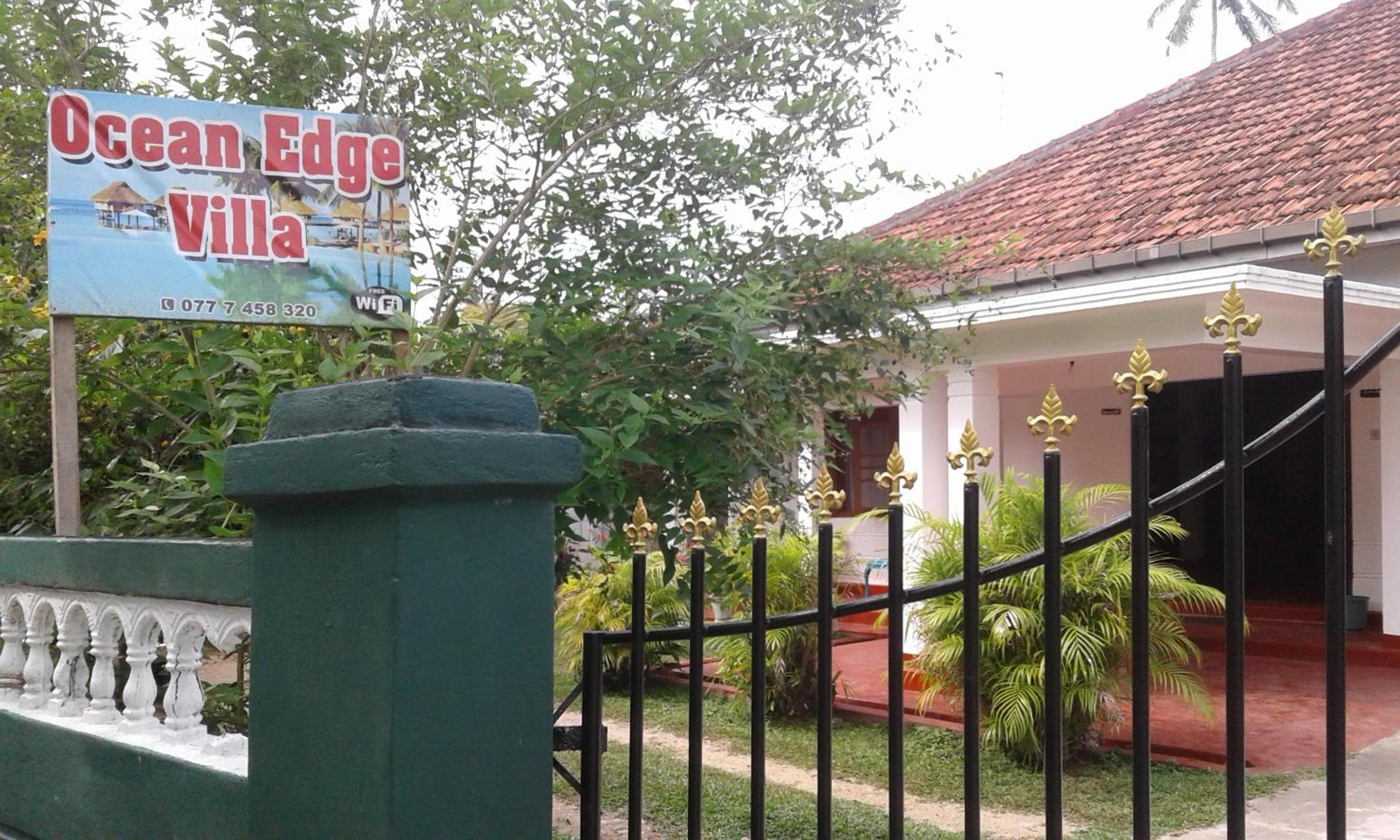 Ocean edge villa