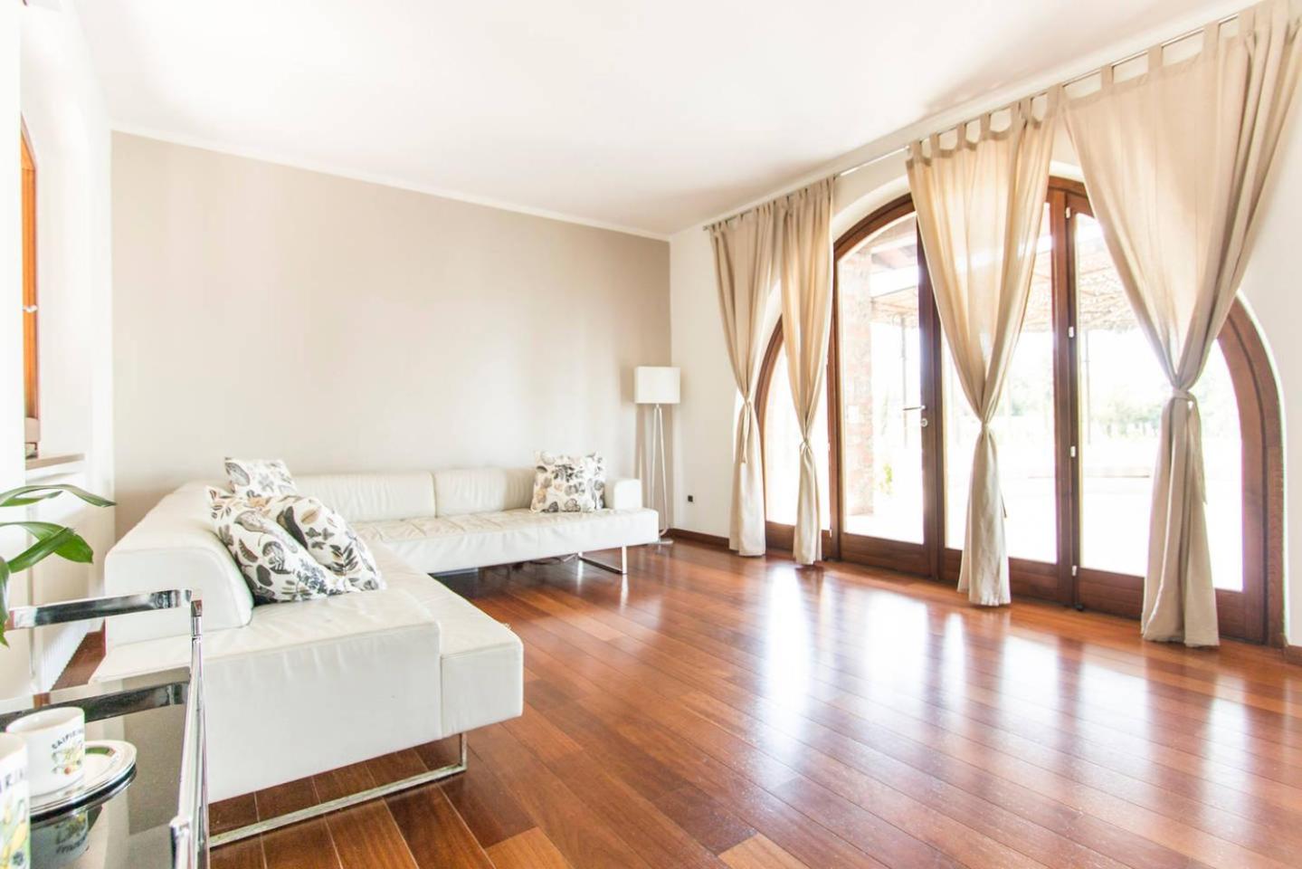 Luxury Tuscan House view 2