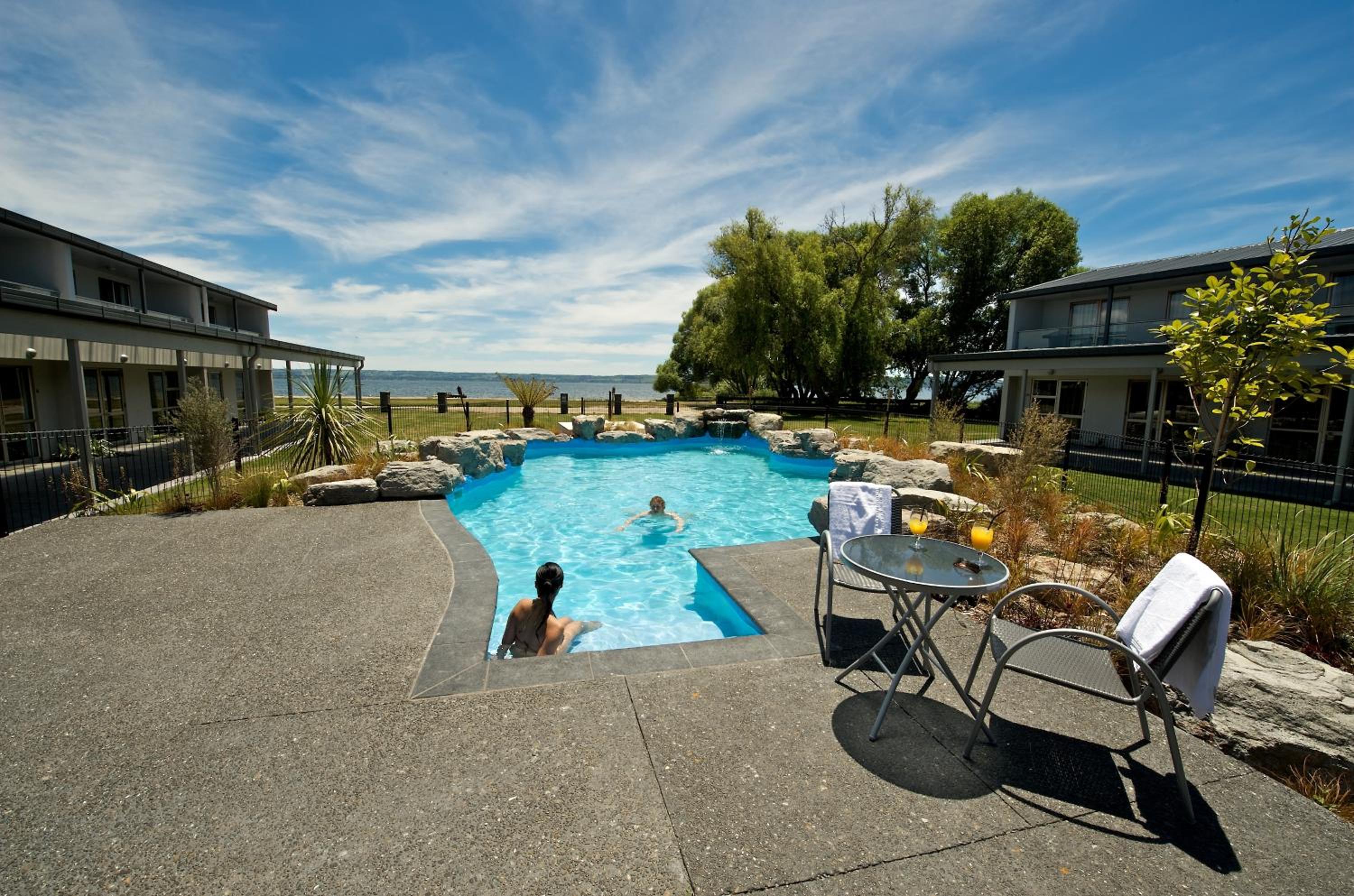 Wai Ora Lakeside Spa Resort - Image 2