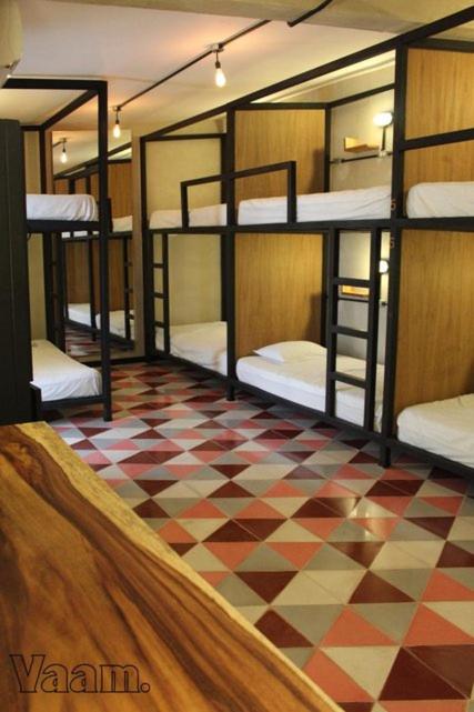 Moloch Hostel & Suites