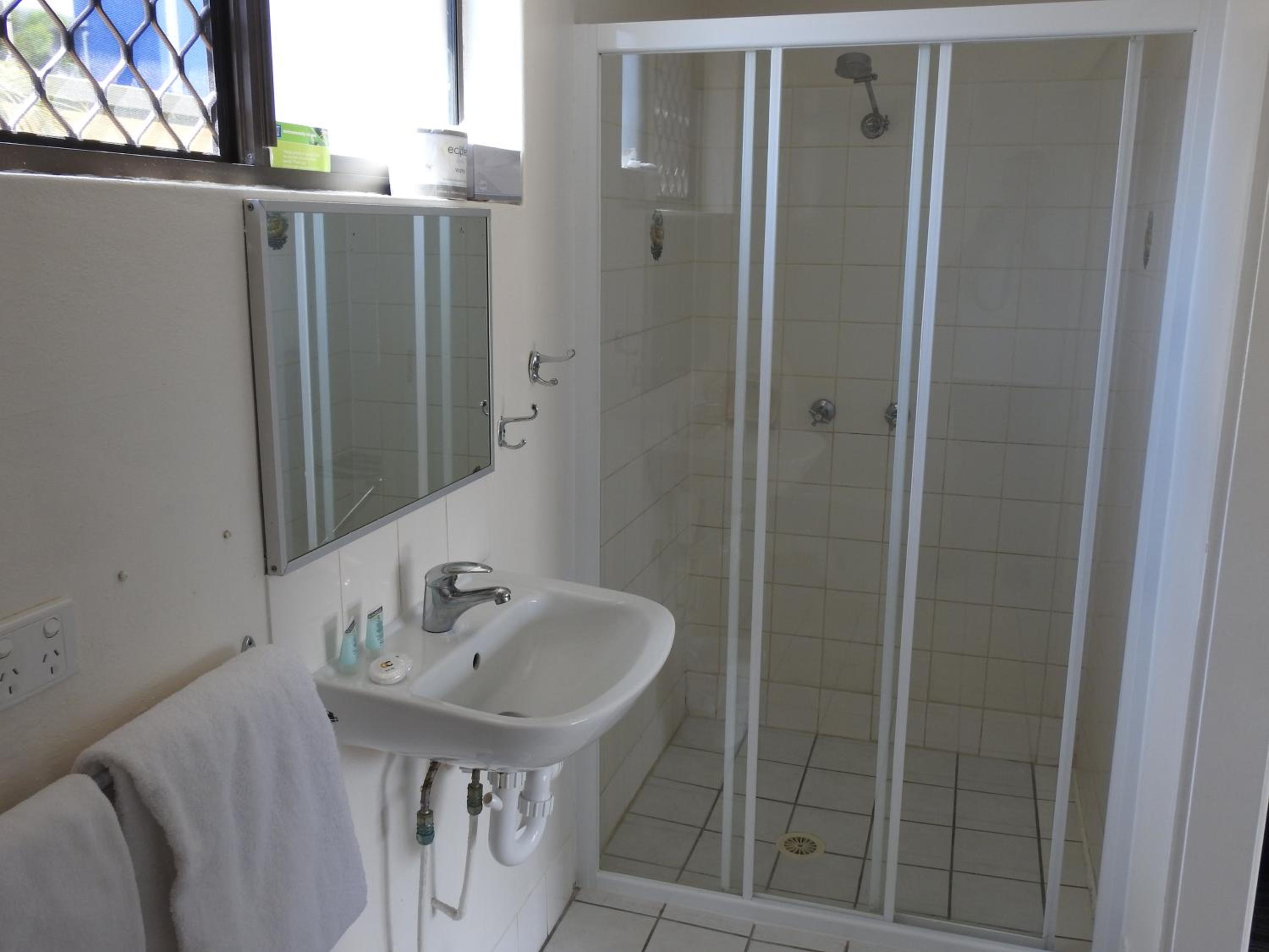 Urangan Motor Inn