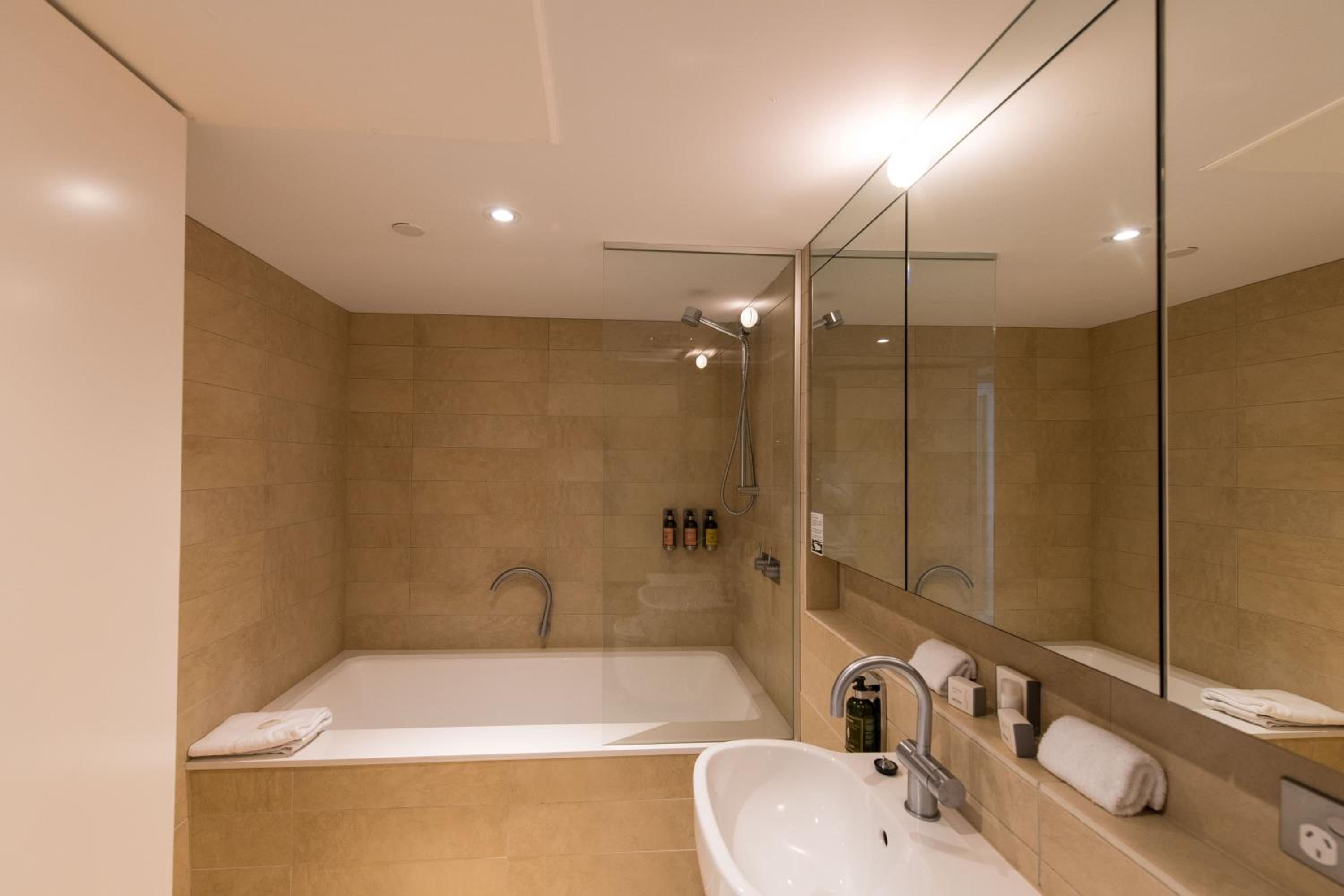 Sullivans Cove Apartments, photo 71