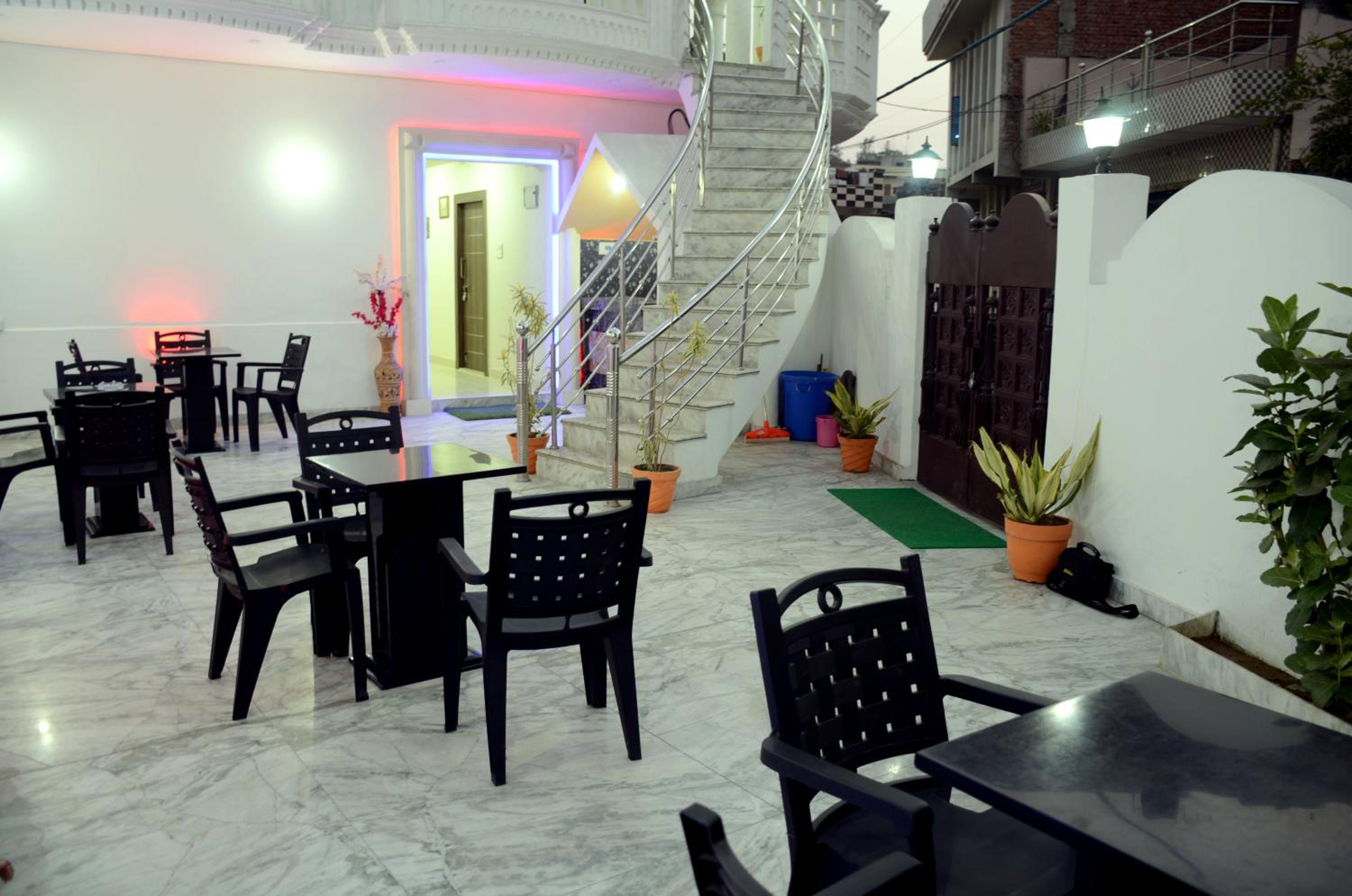 Taj Square A luxurious homestay