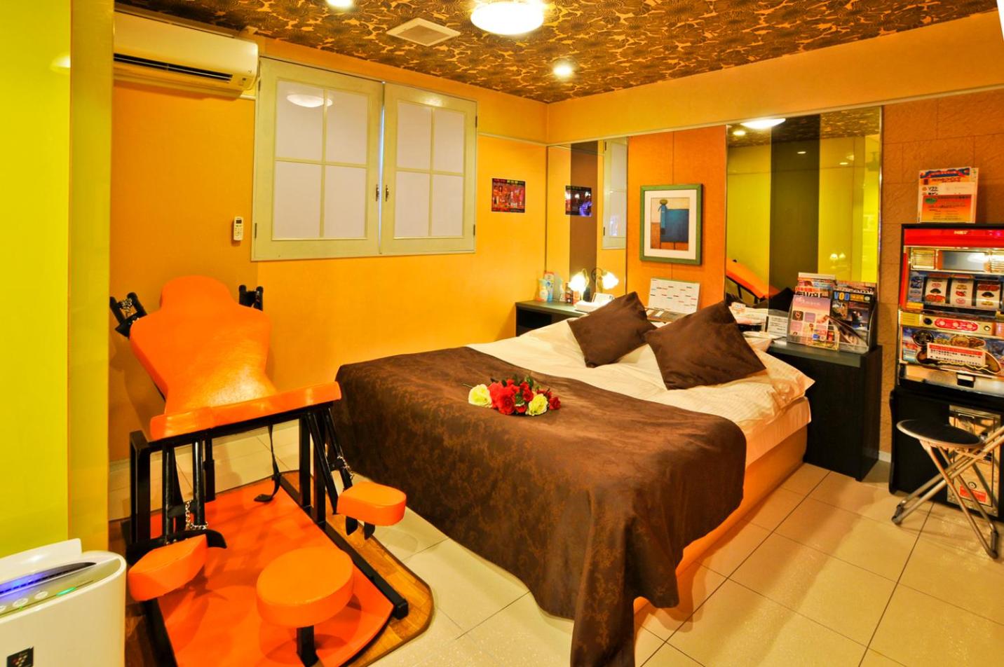 Hotel Omochabako (Love Hotel) view 4