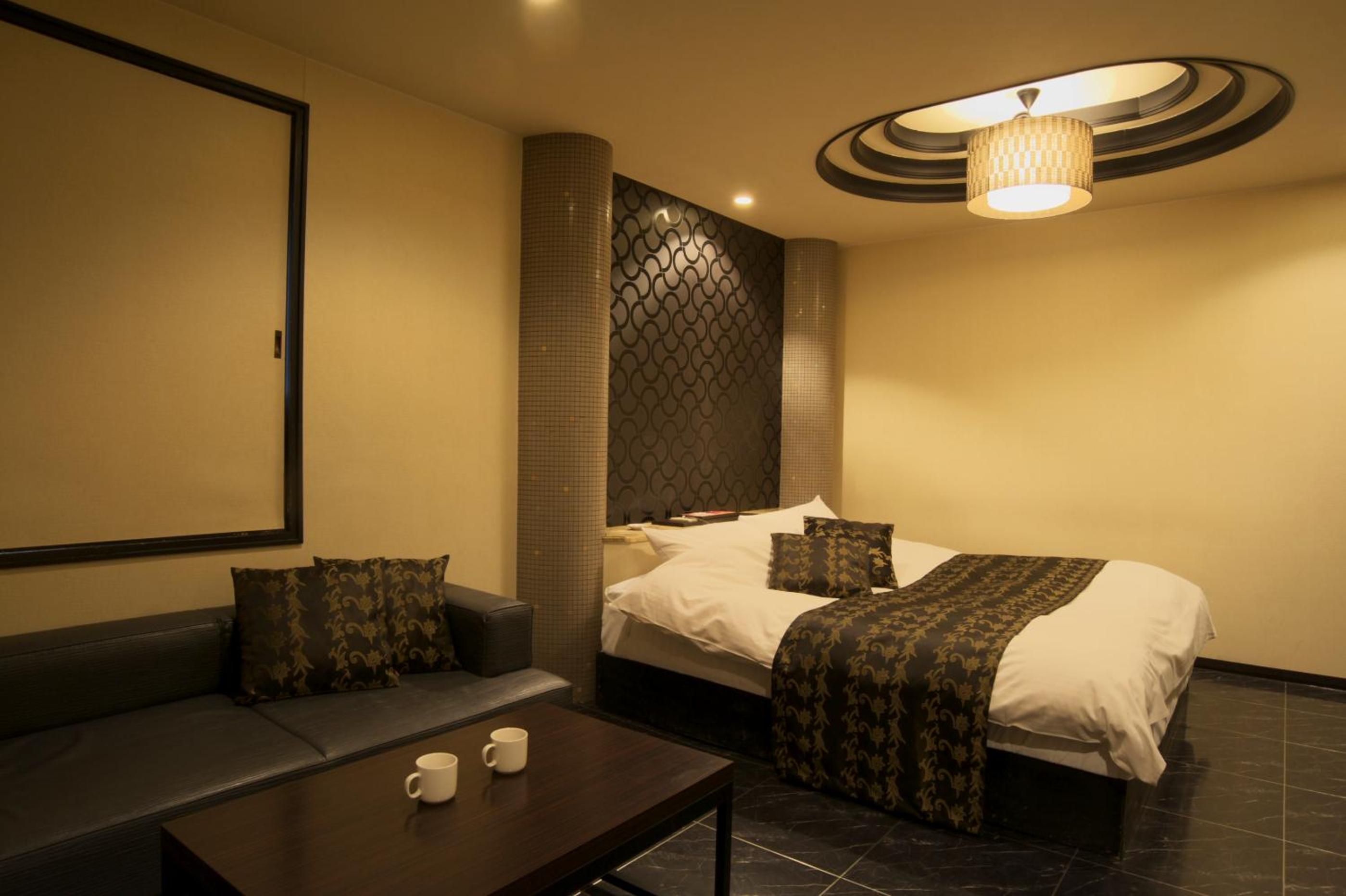Hotel Coco-Palm (Love Hotel) view 4