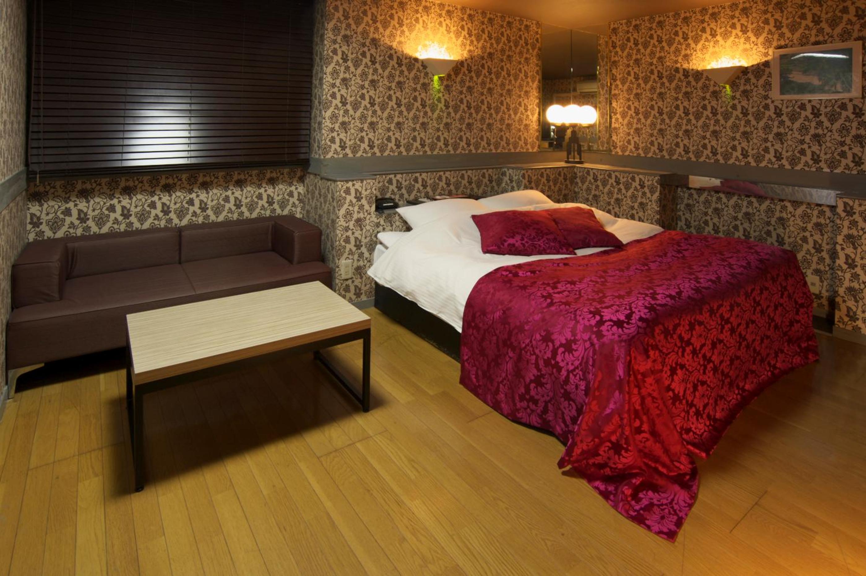 Hotel Coco-Palm (Love Hotel) view 2