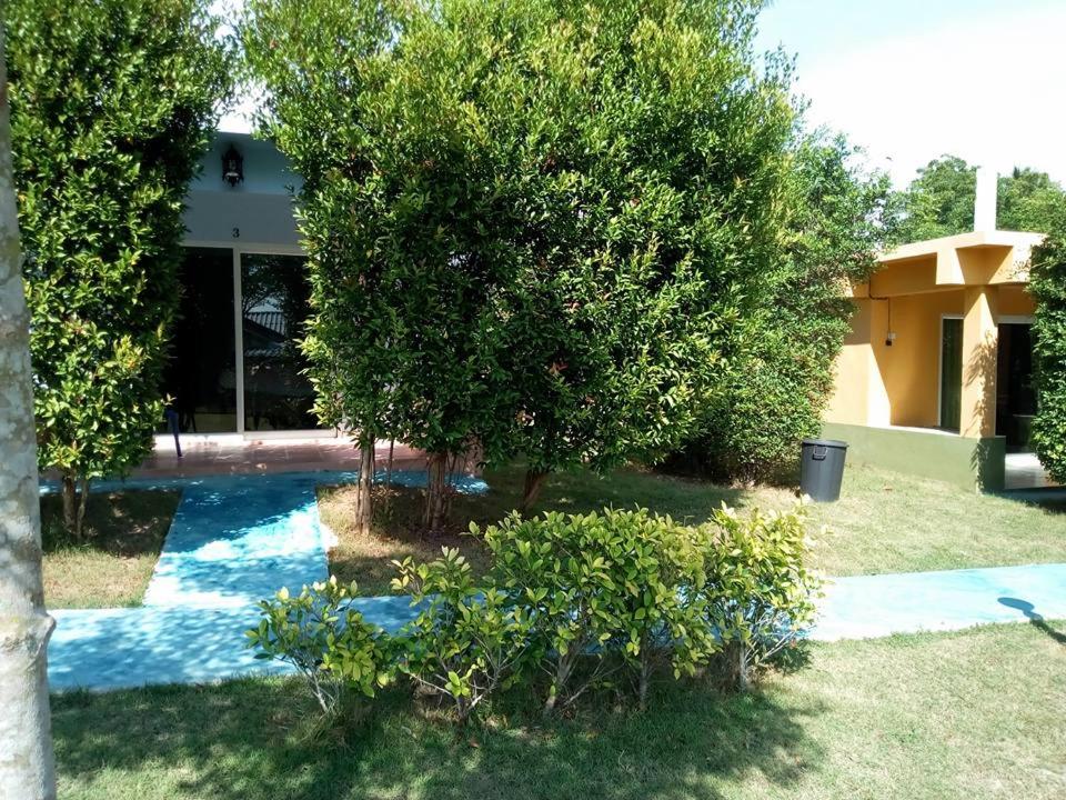 AtMyHomeStay Bangsaphan