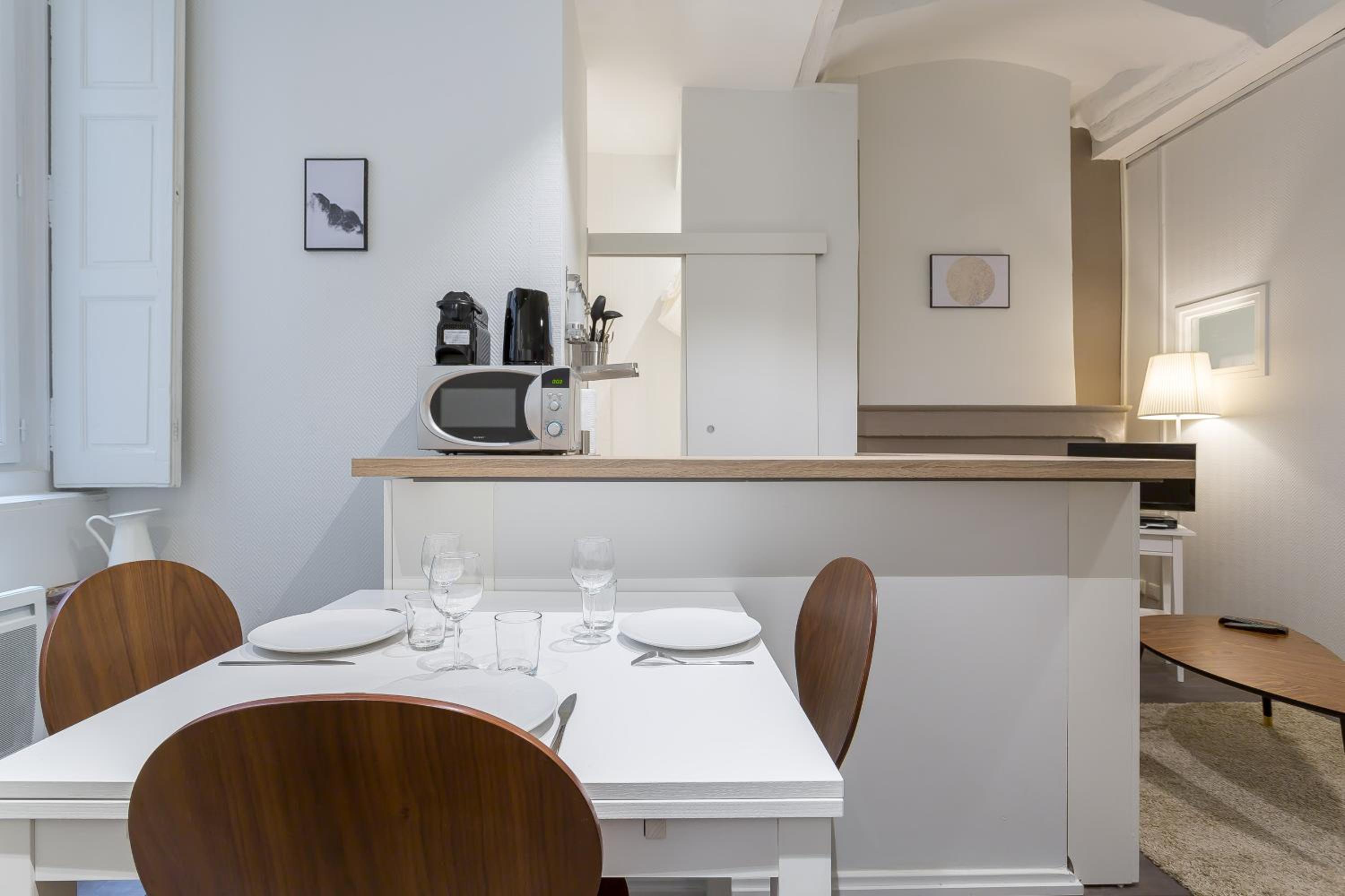 Jusquà 6 personnes au coeur du Vieux Lyon