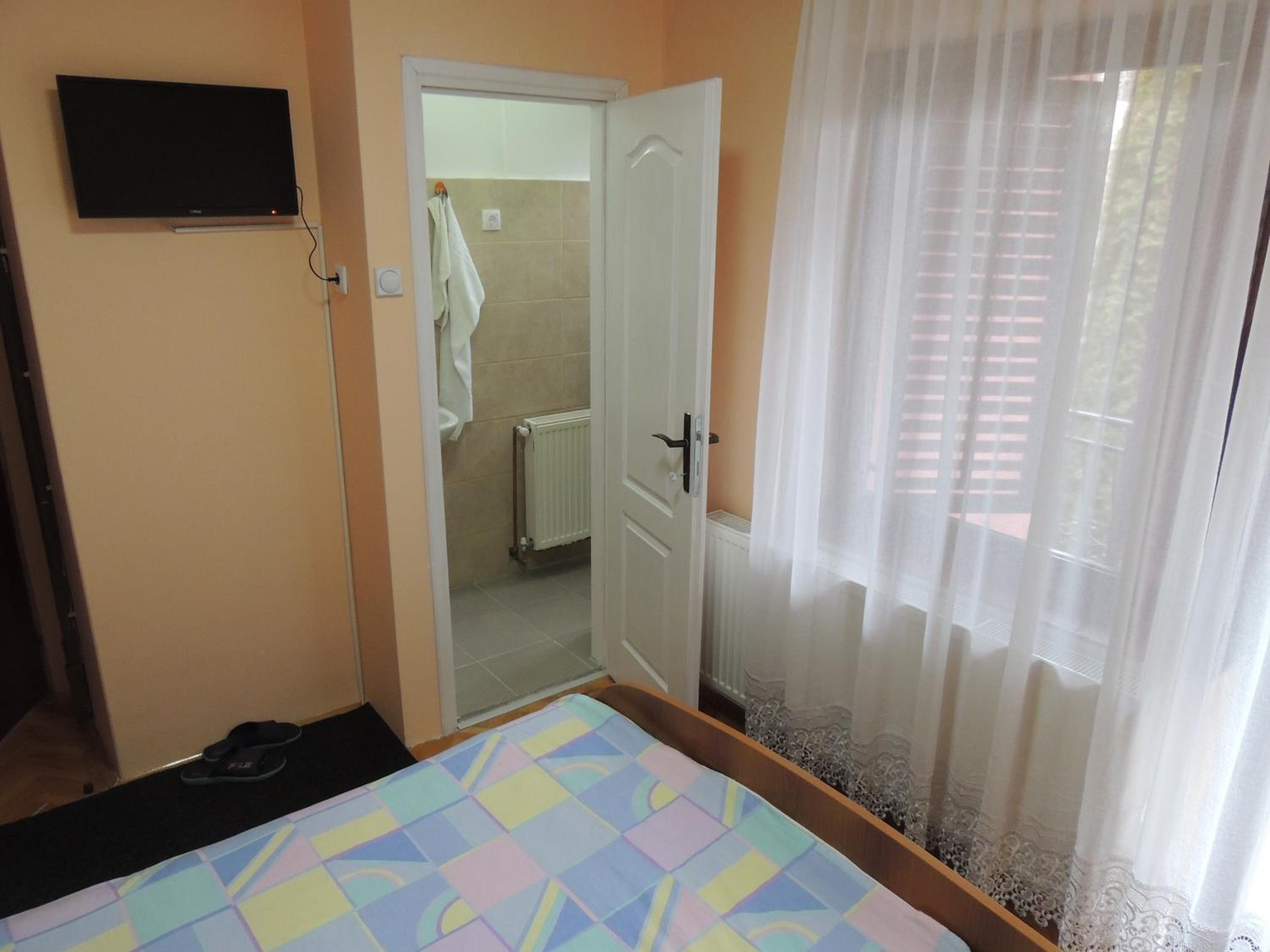 Photo 41