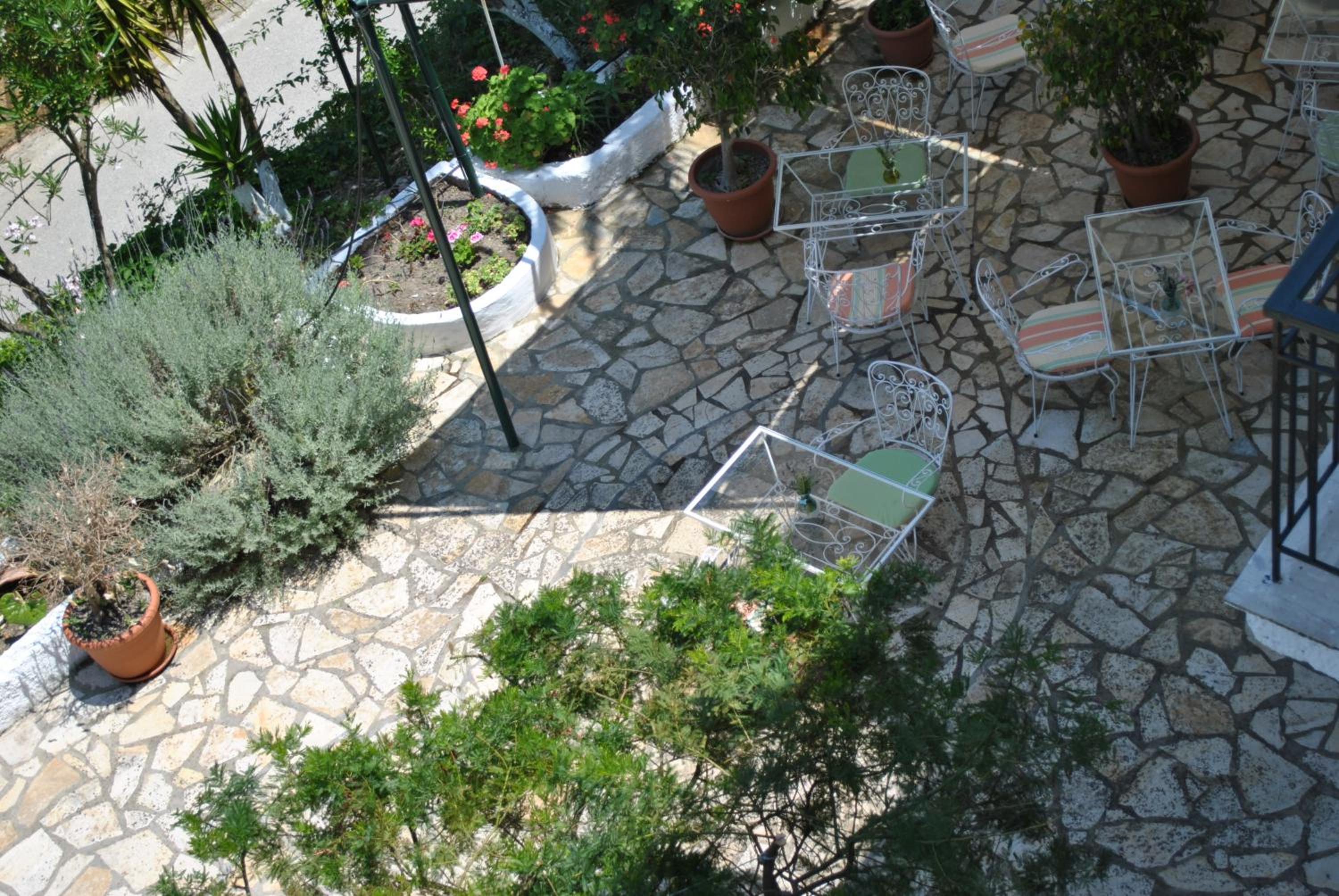 Photo 42