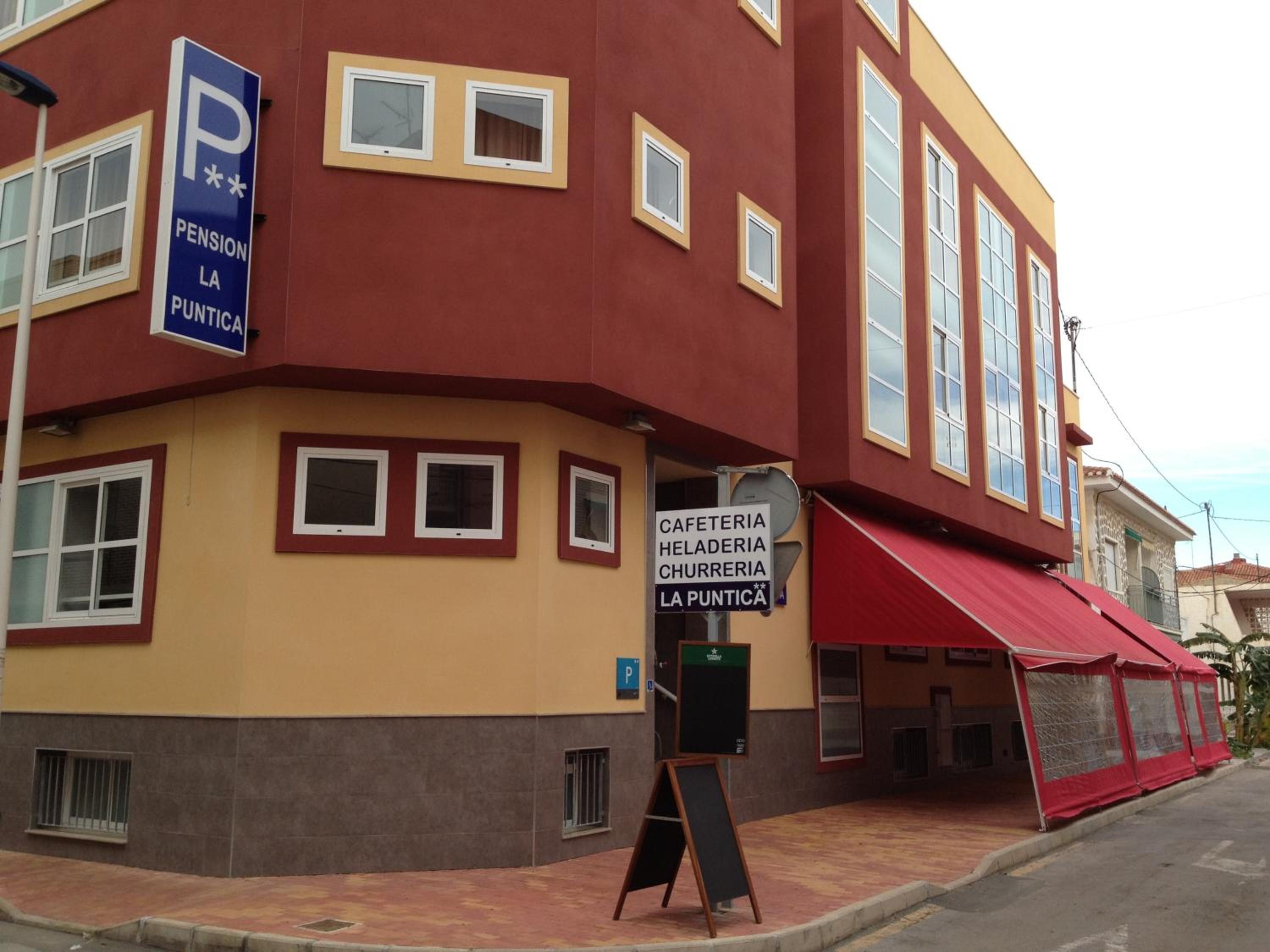 Pension La Puntica