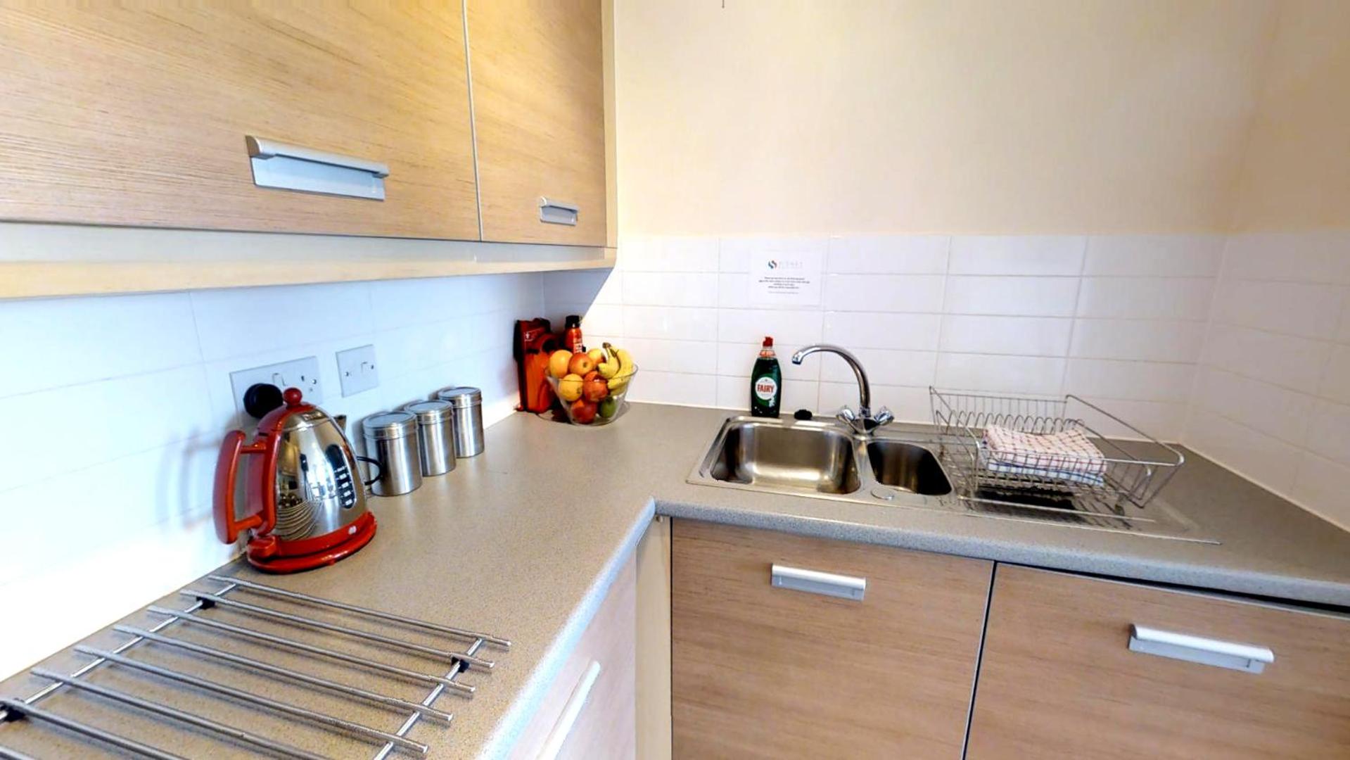 Signet Apartments - The Triangle view 3