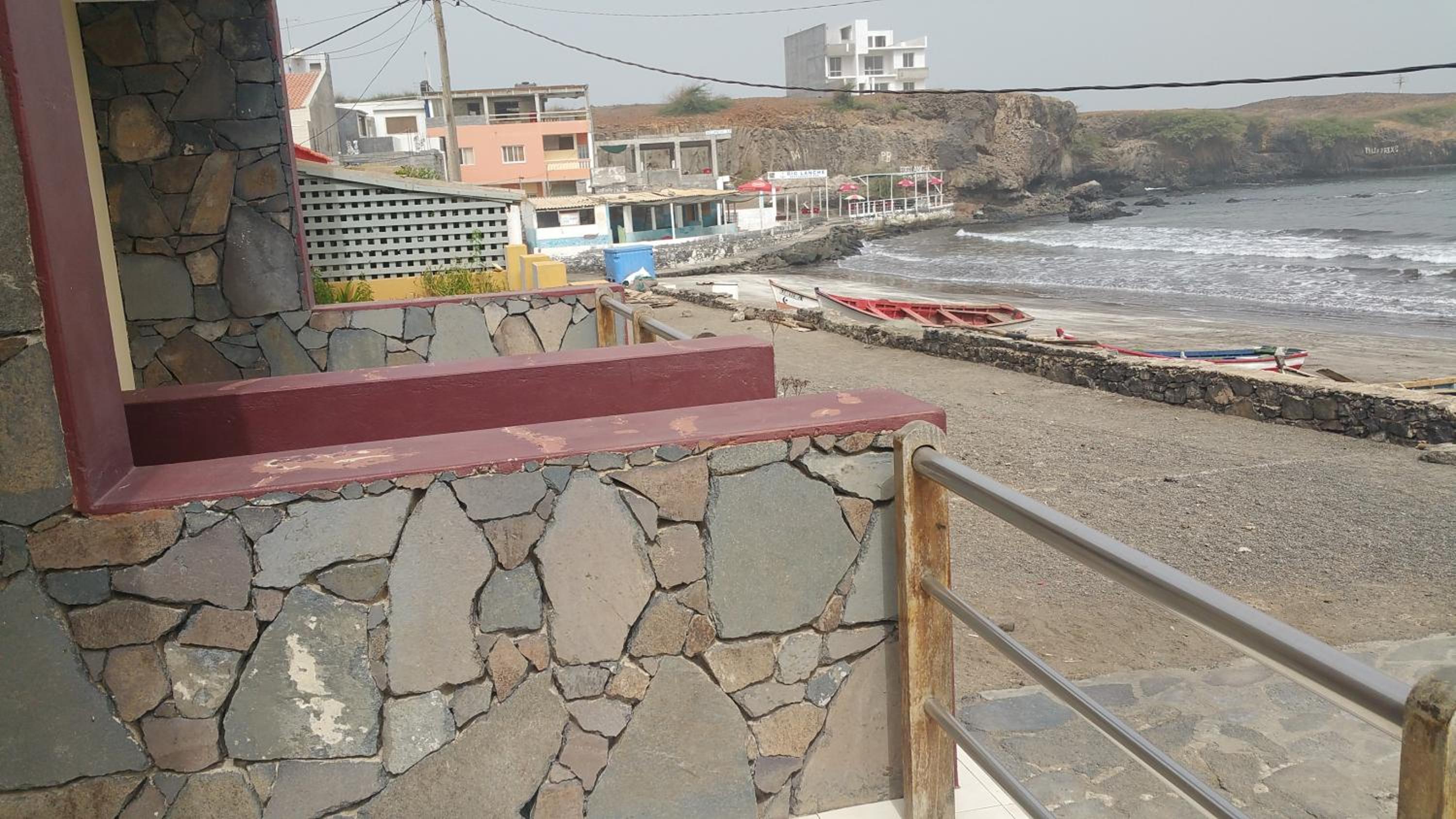 Aparthotel Praia Baixo