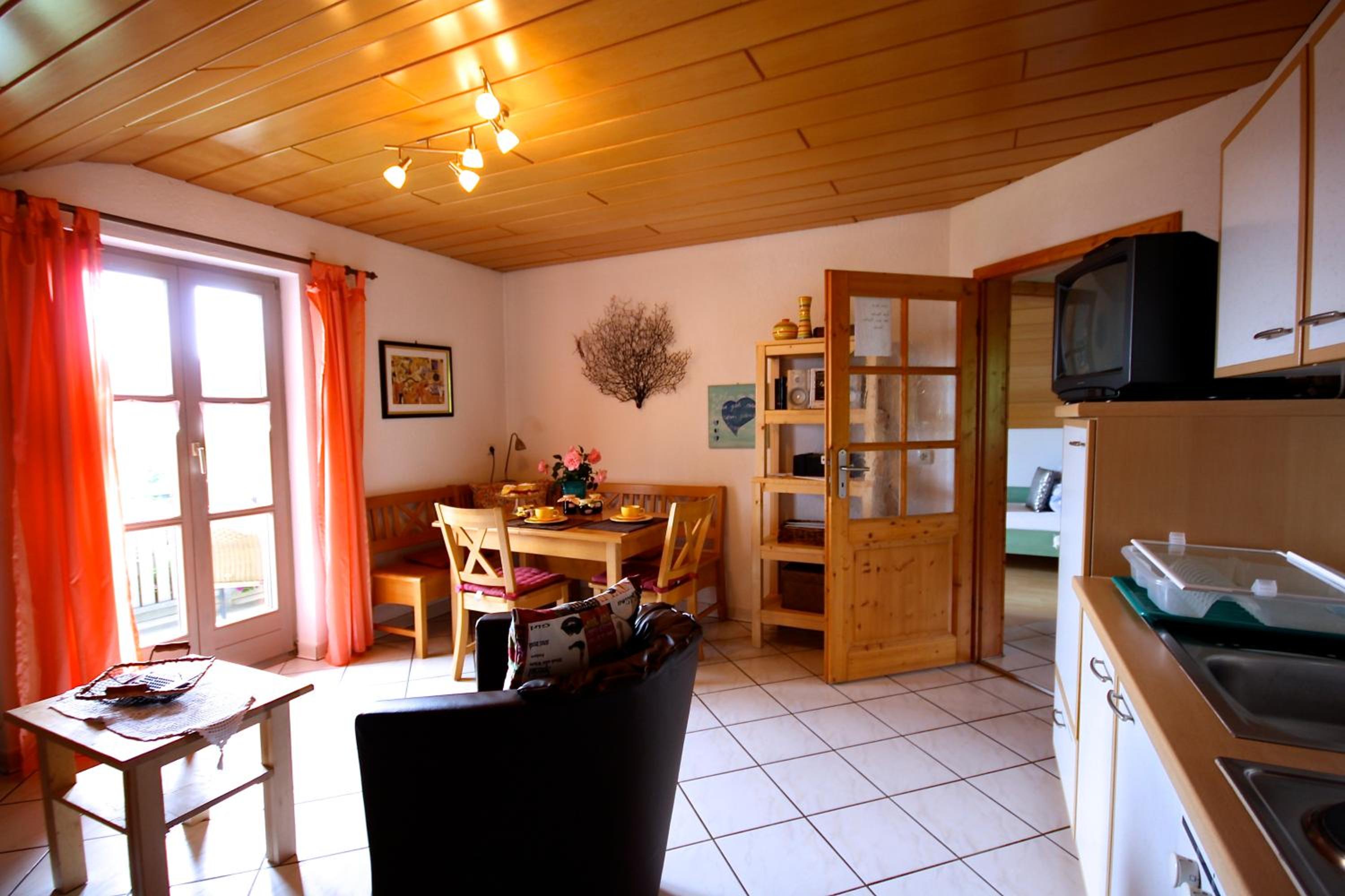 Ferienhaus und Ferienwohnungen Holzapfel Geiersthal