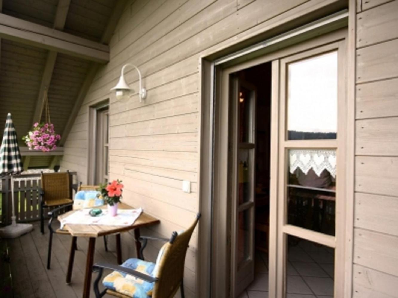 Ferienhaus und Ferienwohnungen Holzapfel Geiersthal