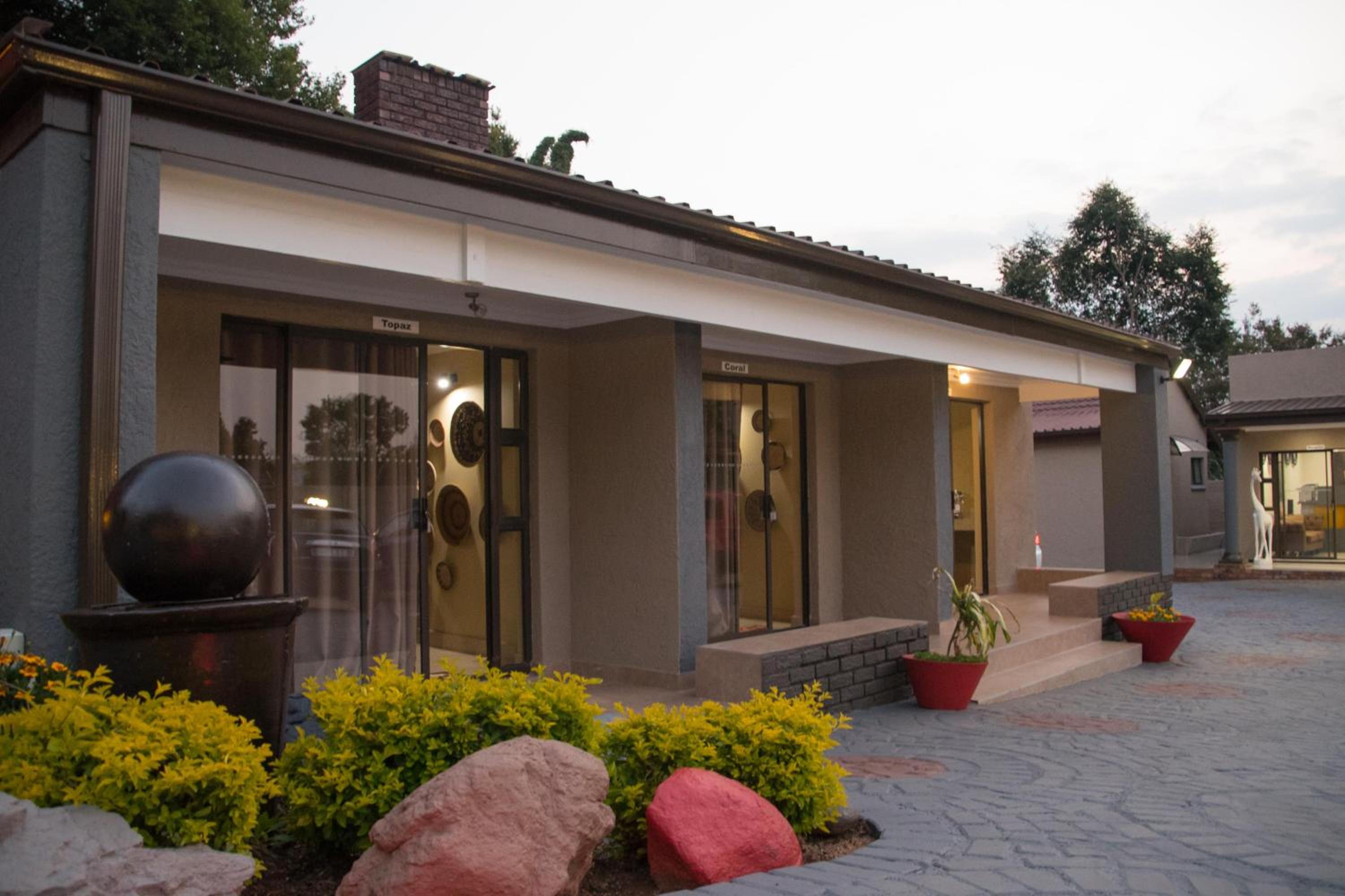 Rekky Signature Guesthouse