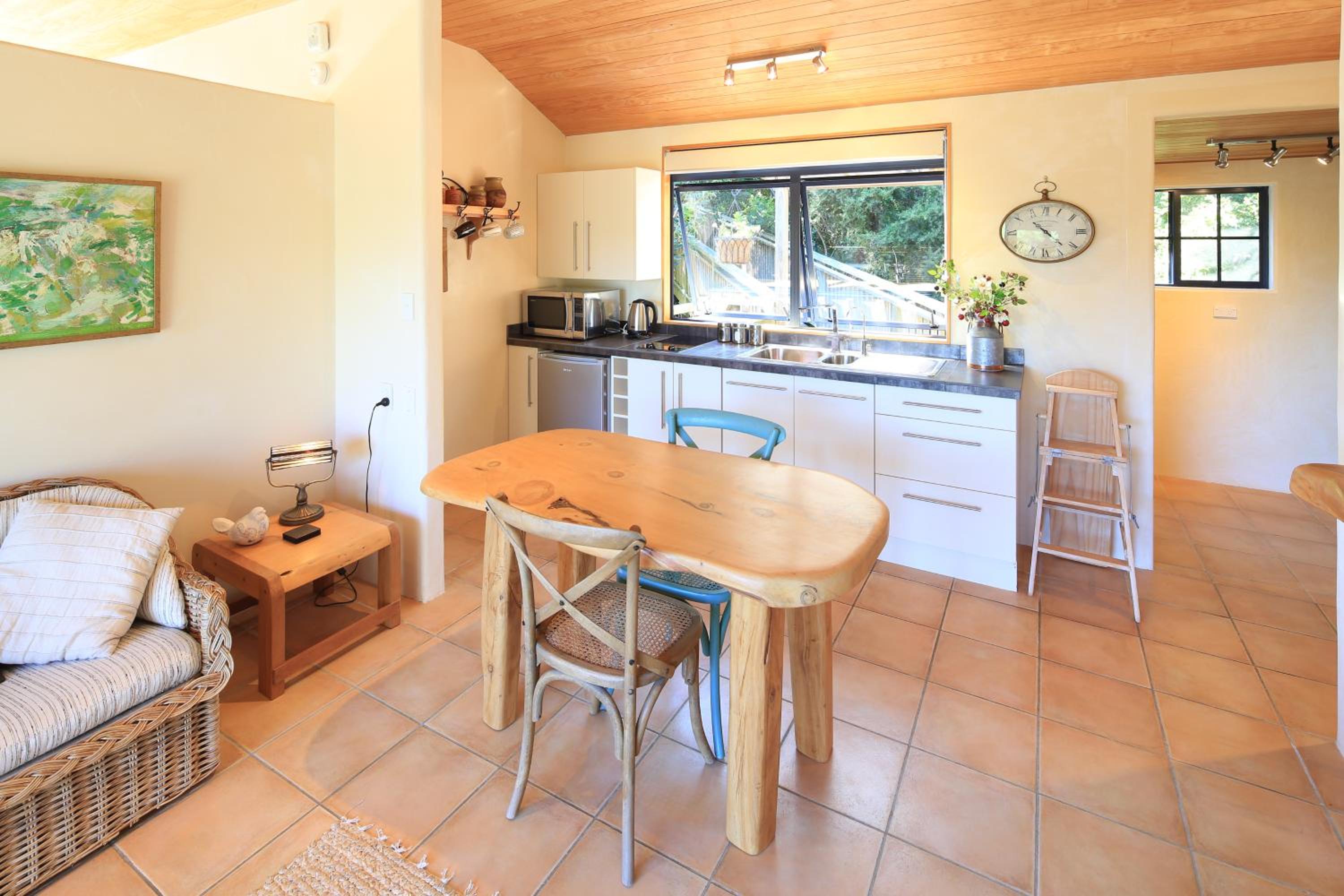 La Maisonette - Stay Waiheke view 3