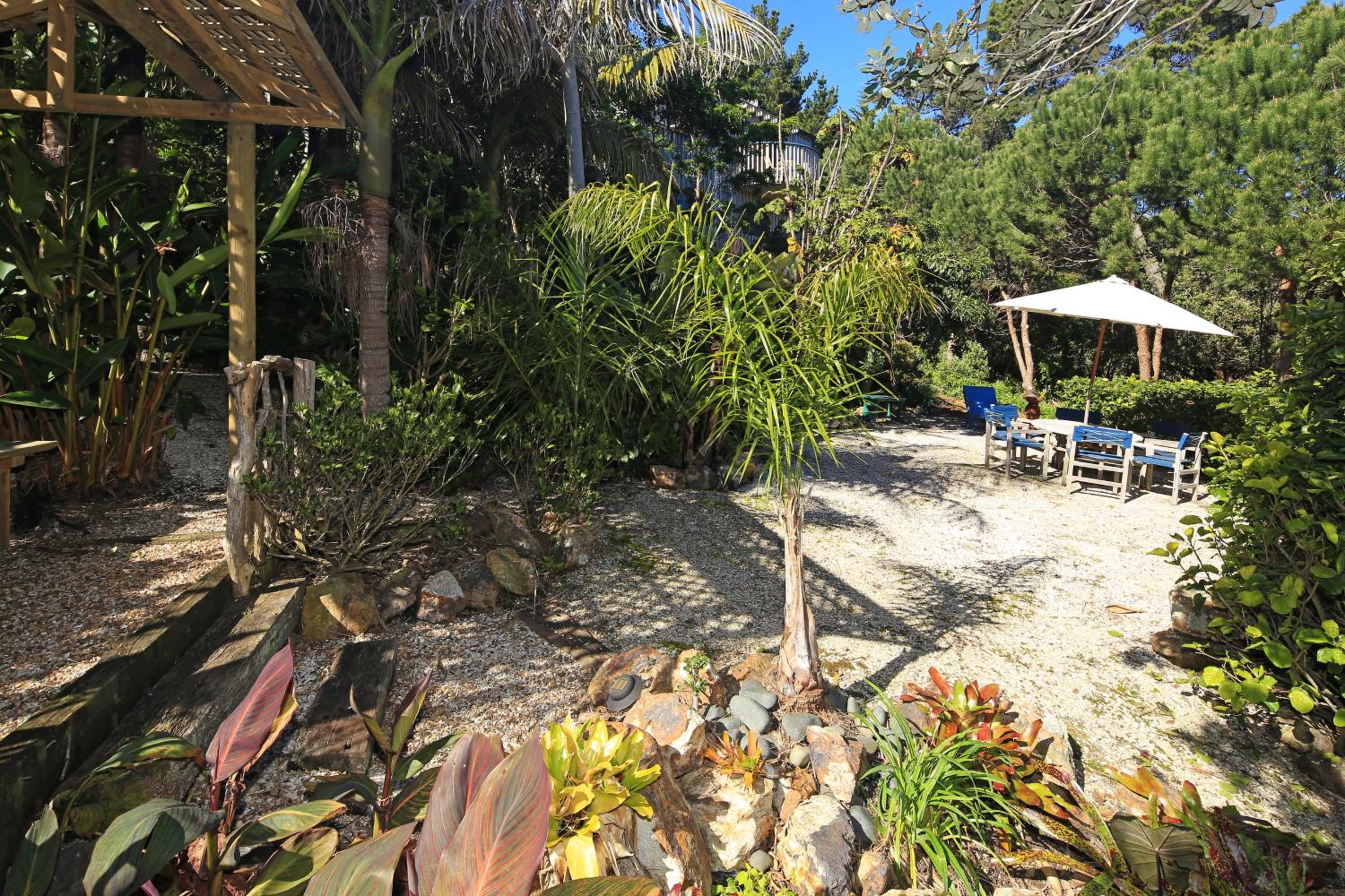 La Maisonette - Stay Waiheke view 2