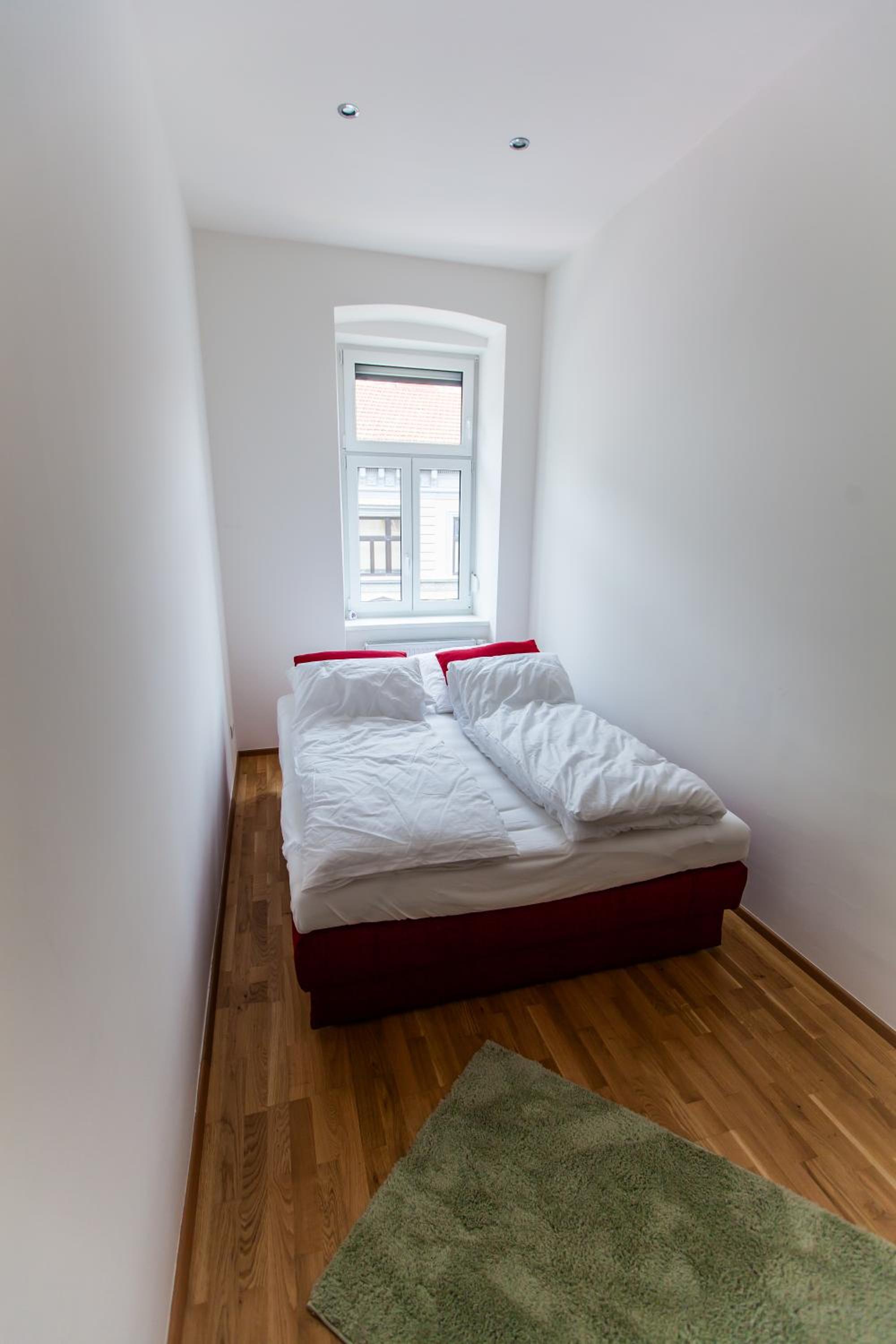 Vienna Market Apartments