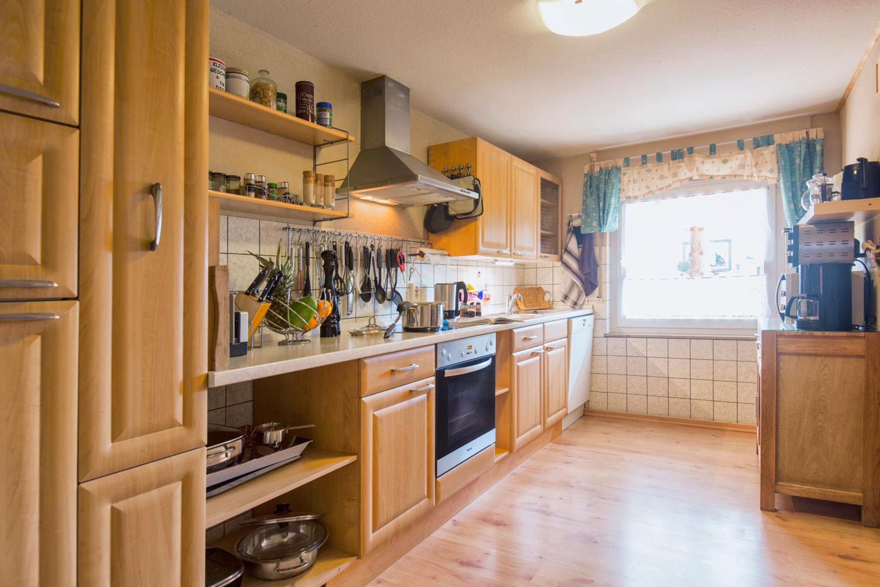 Ferienhaus mit zwei separaten 4 Sterne Wohnungen bei Limburg view 4