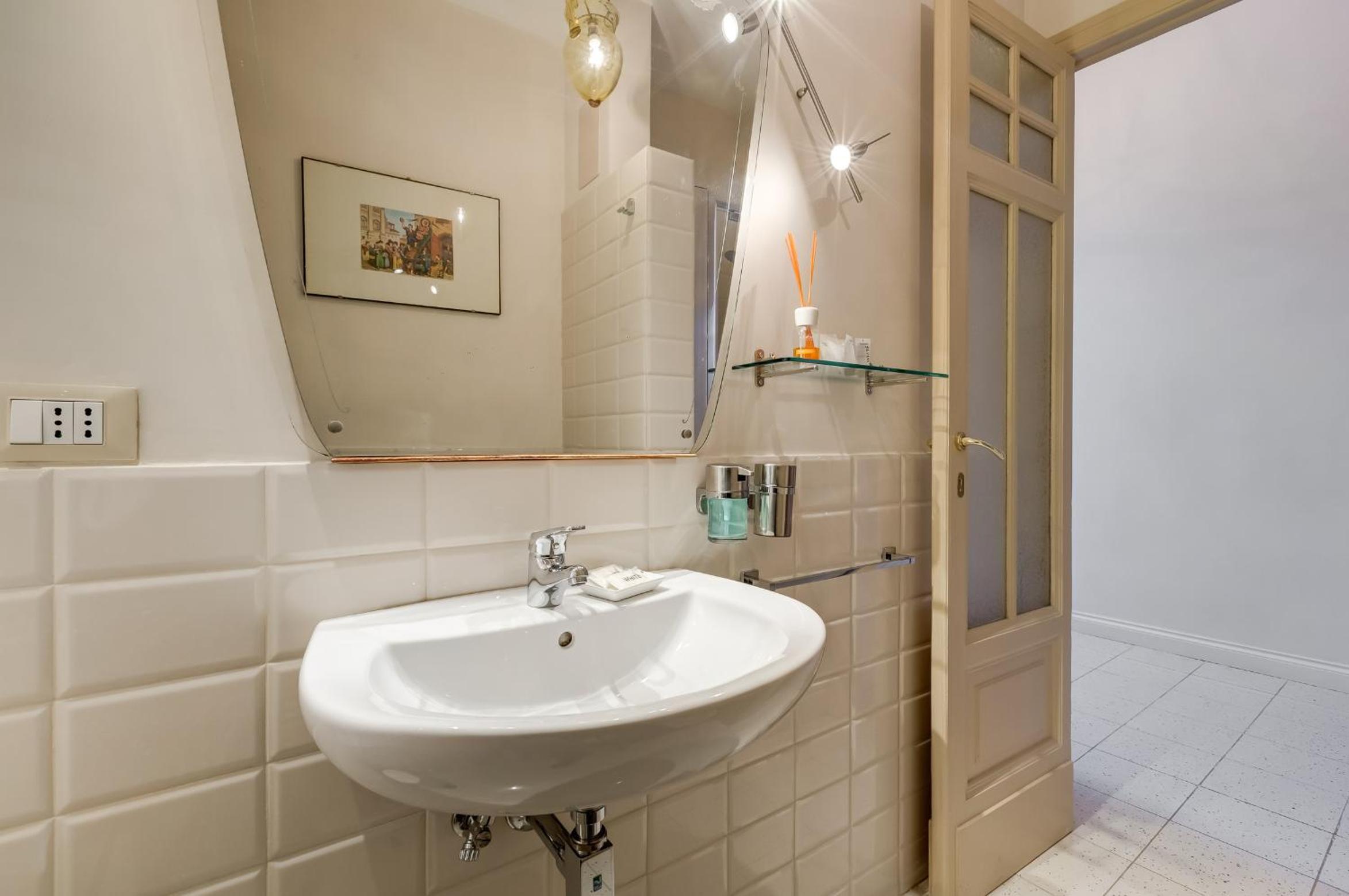 Rome Charming Suites