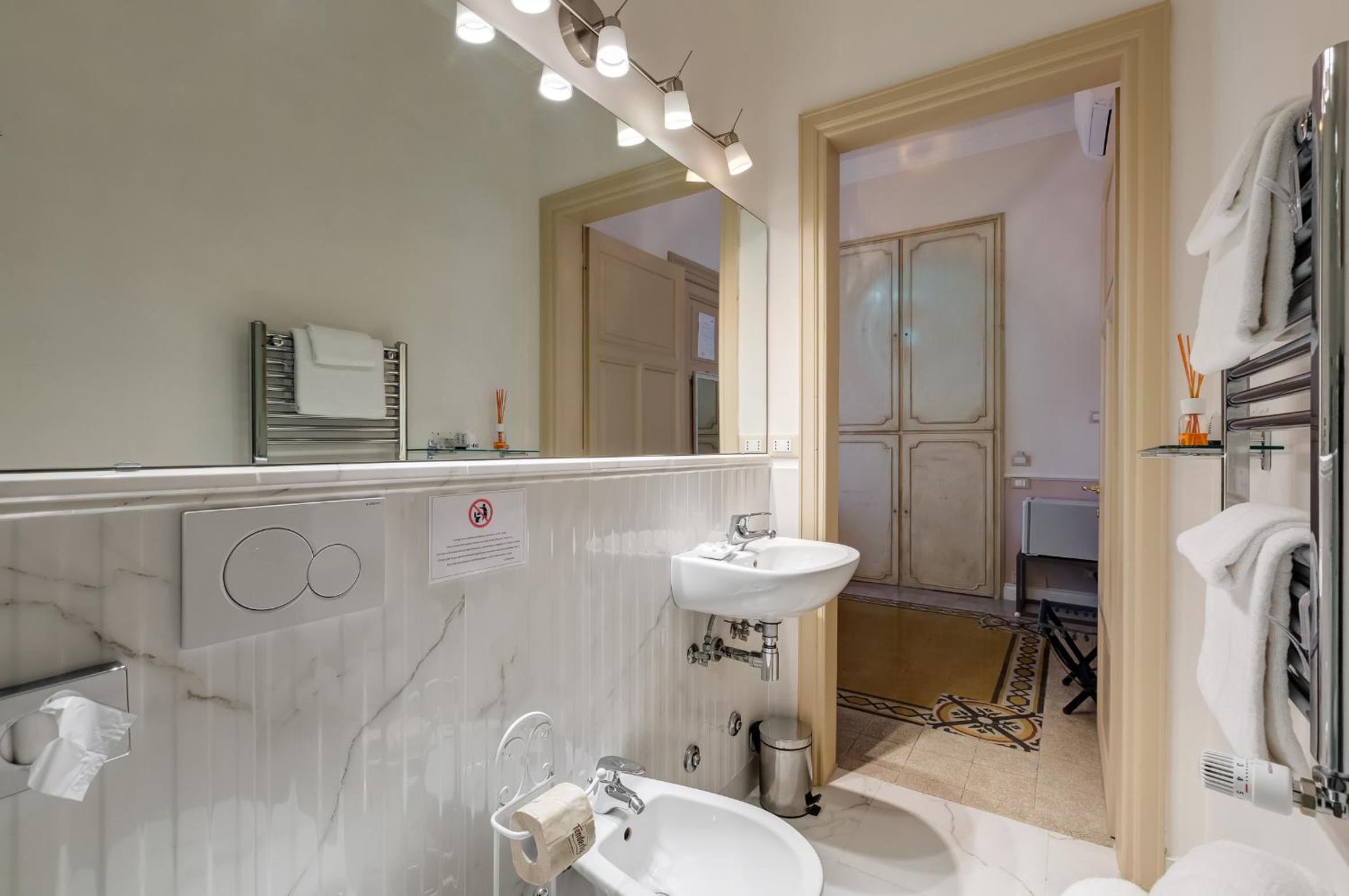 Rome Charming Suites