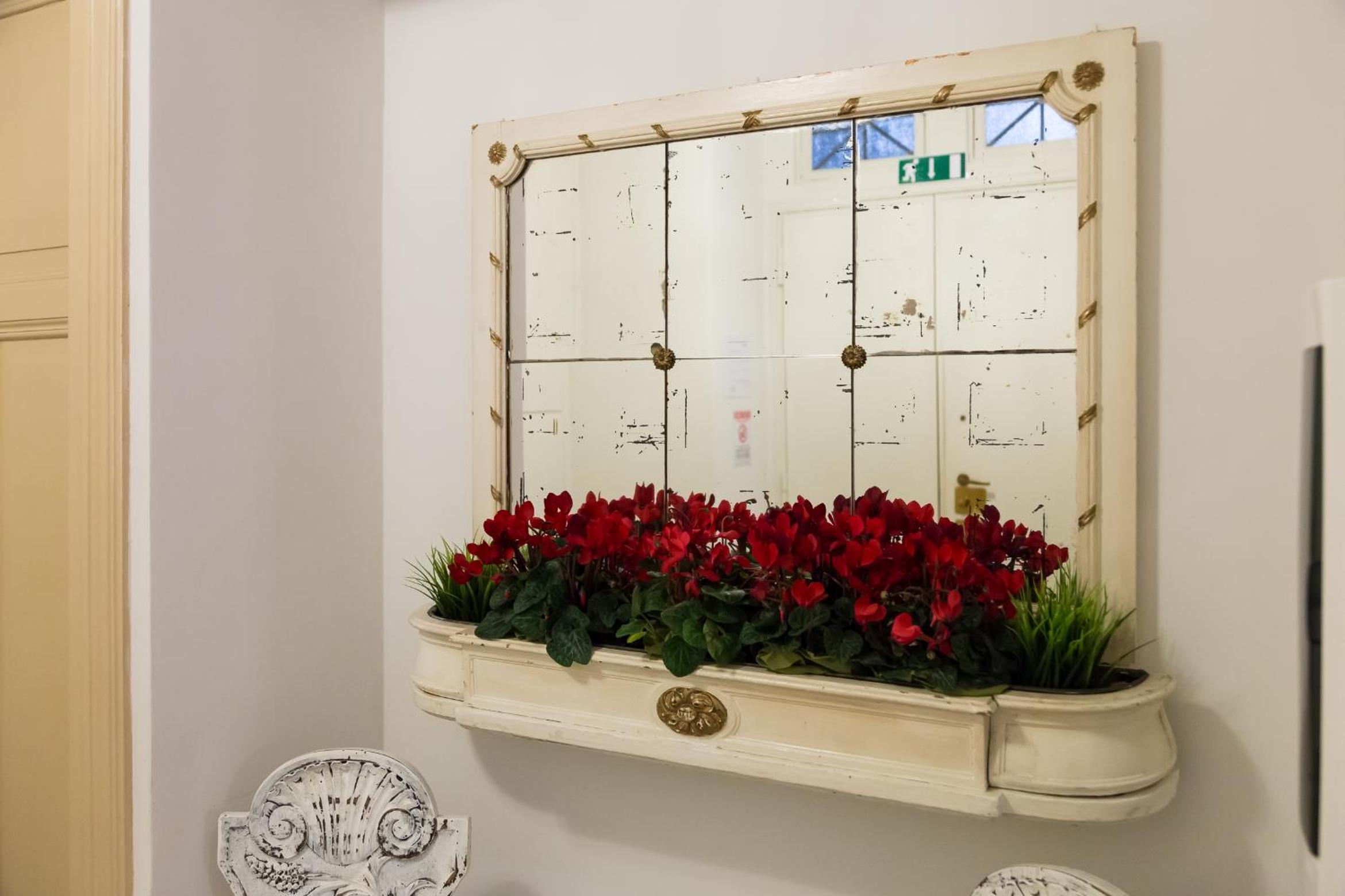 Rome Charming Suites