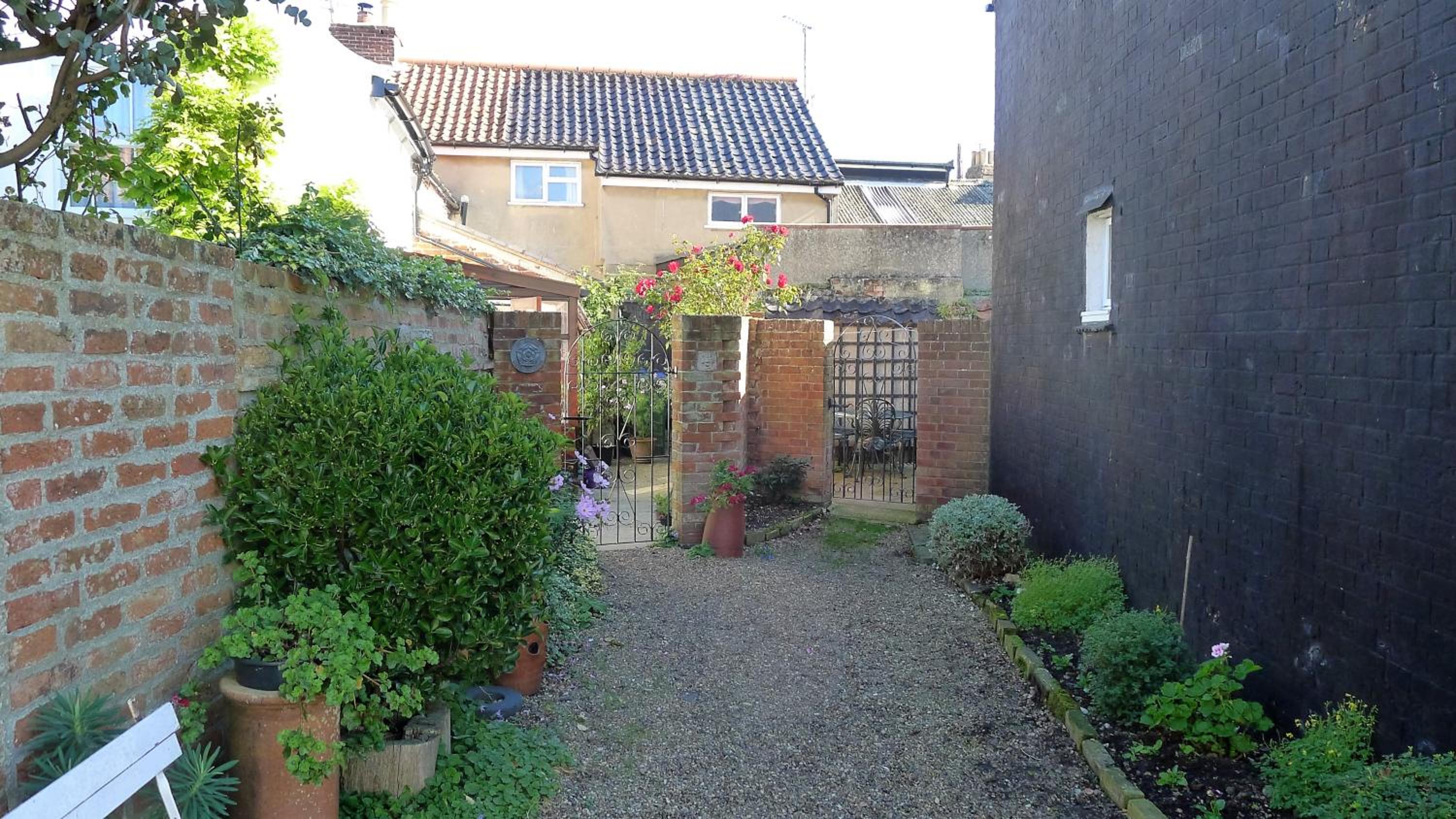 Weavers Cottage
