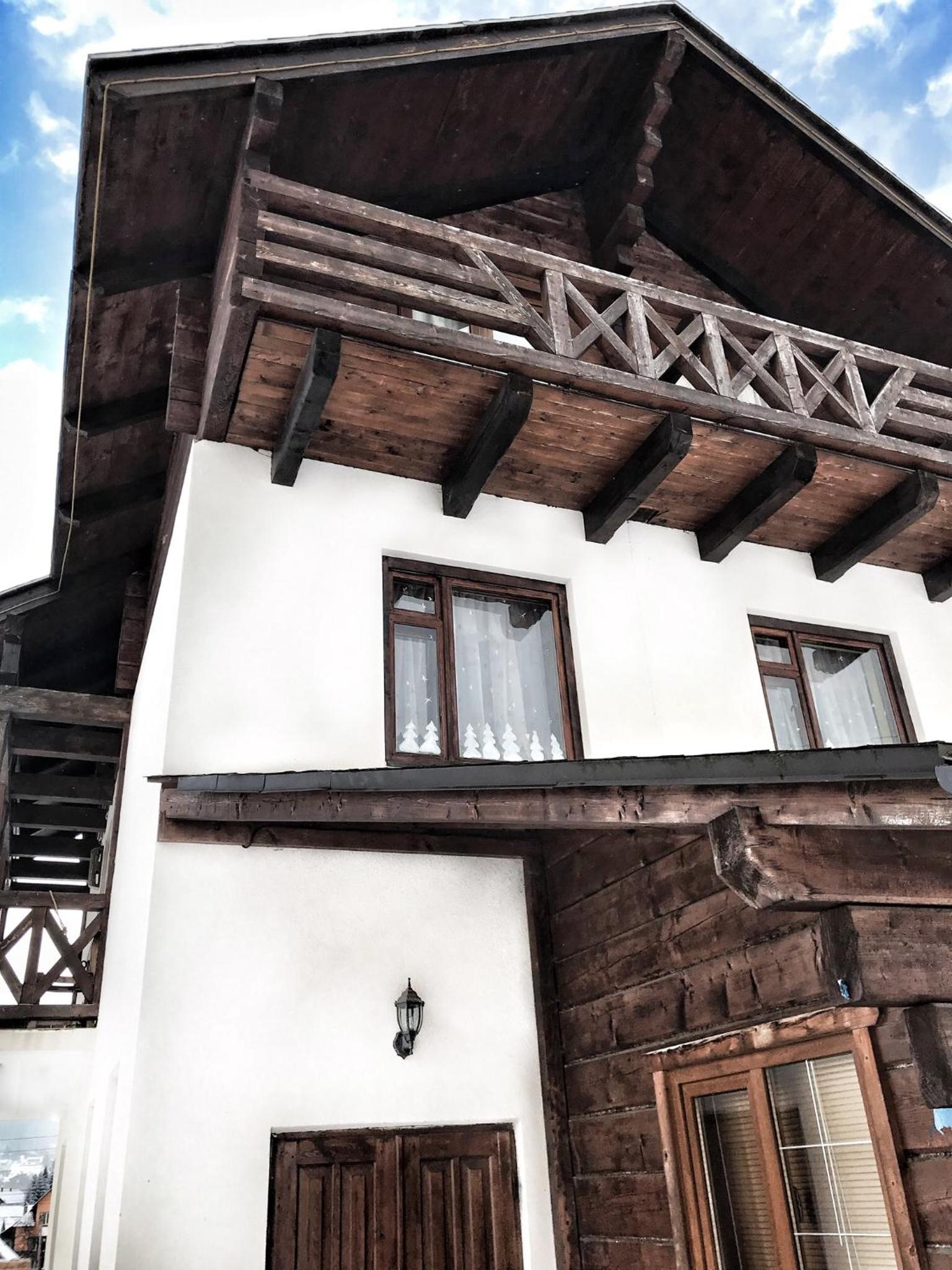 Тіна view 2