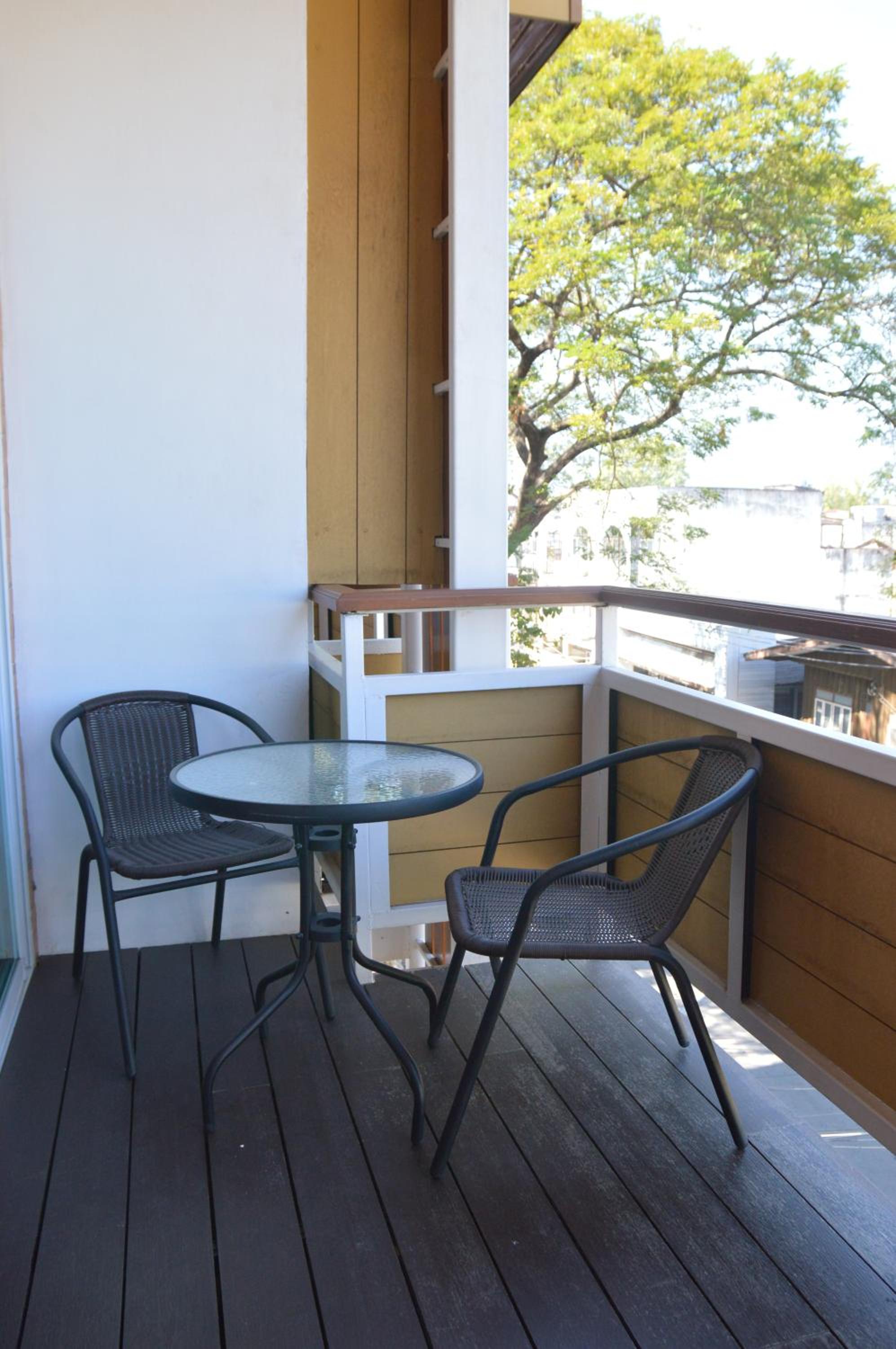 Suan Dok Gate Guesthouse