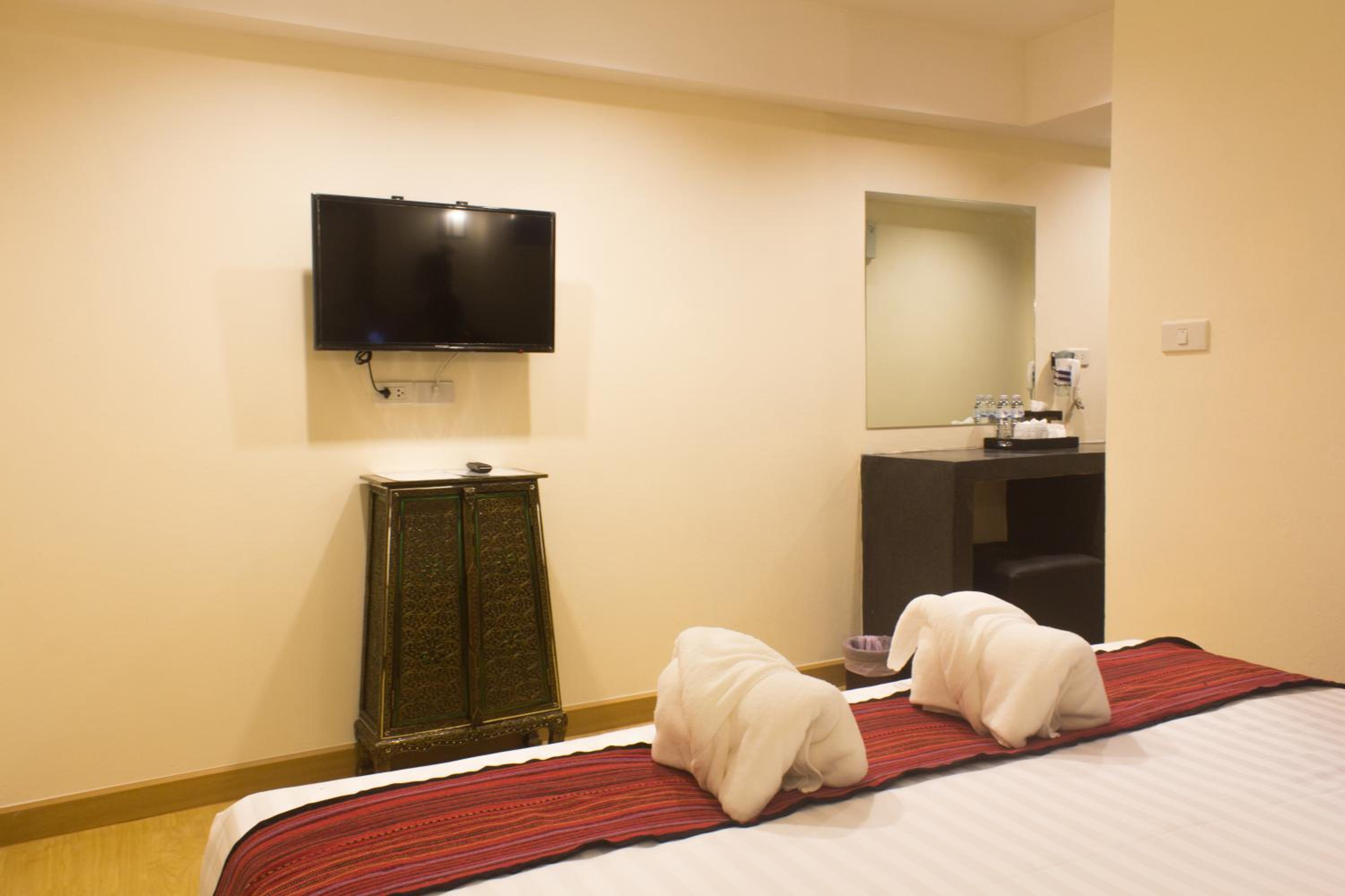 Suan Dok Gate Guesthouse