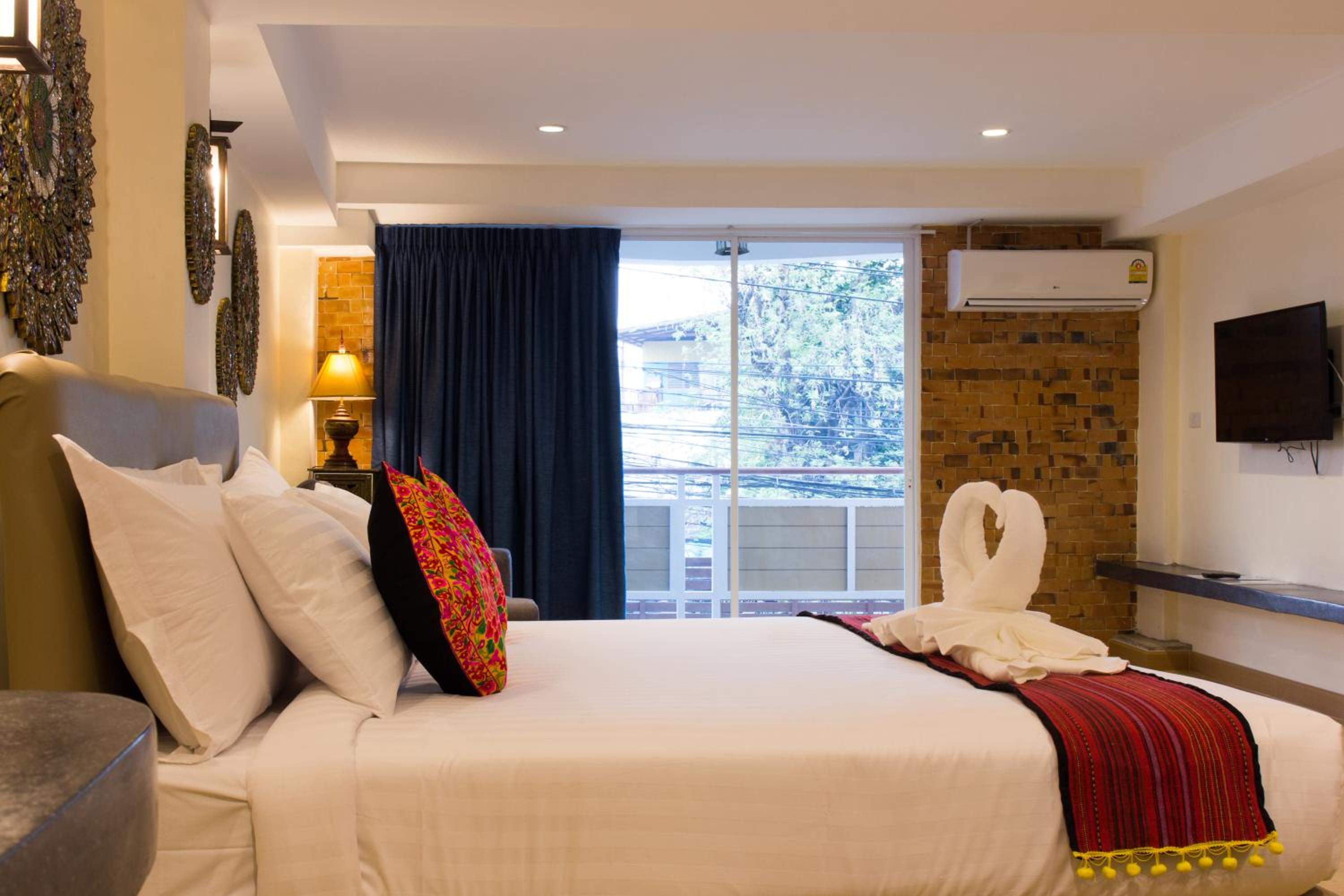 Suan Dok Gate Guesthouse