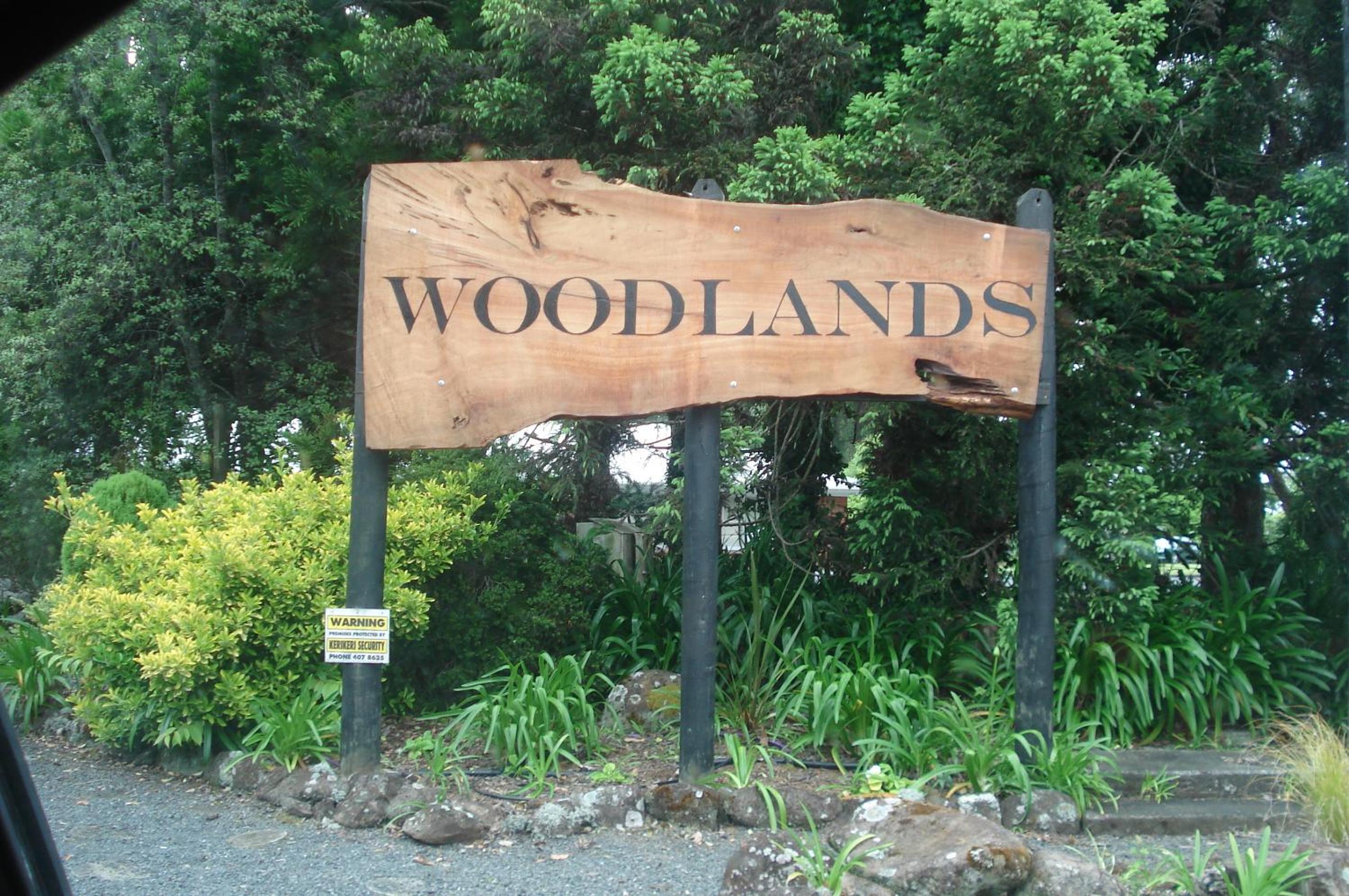 Woodlands Motel