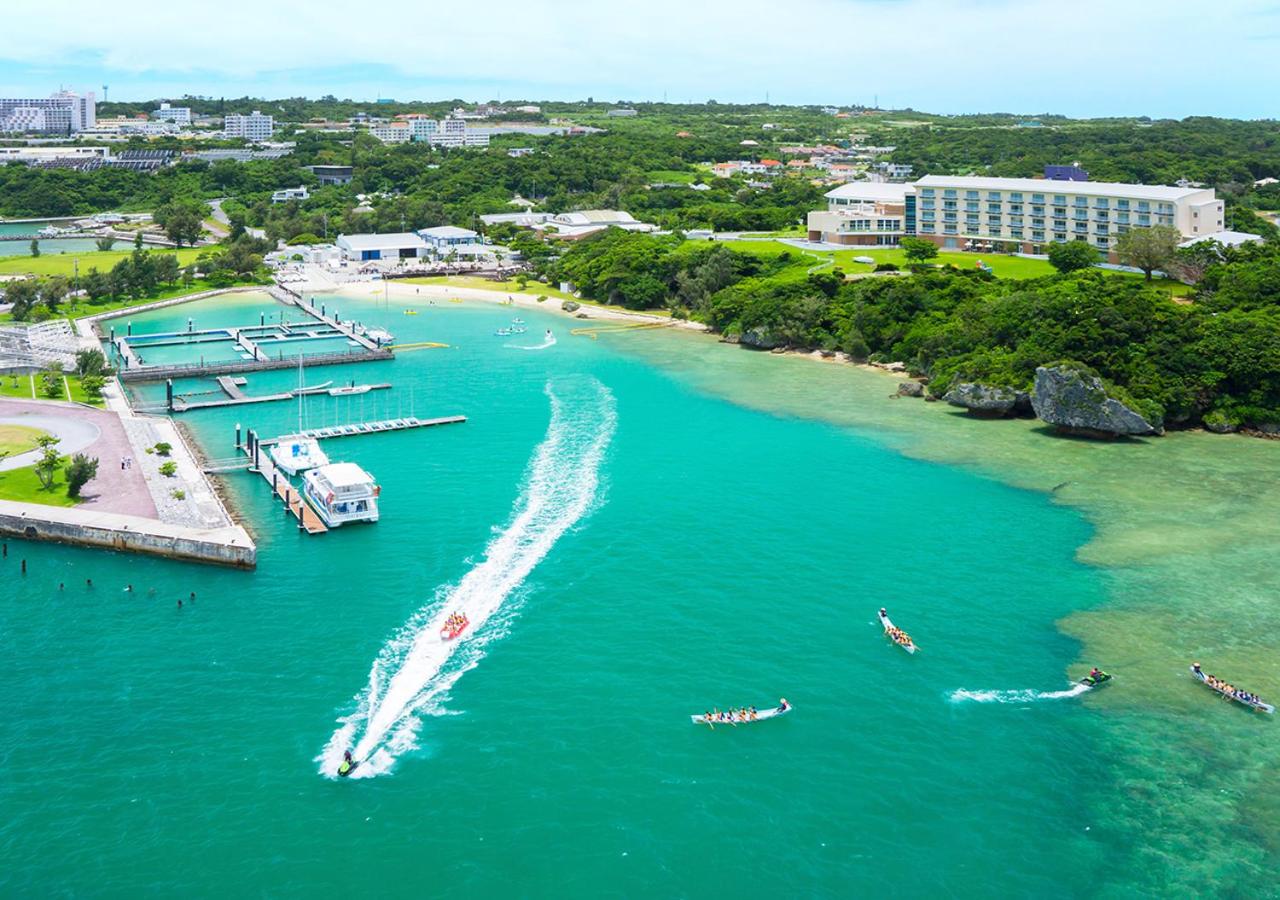 Marine Piazza Okinawa