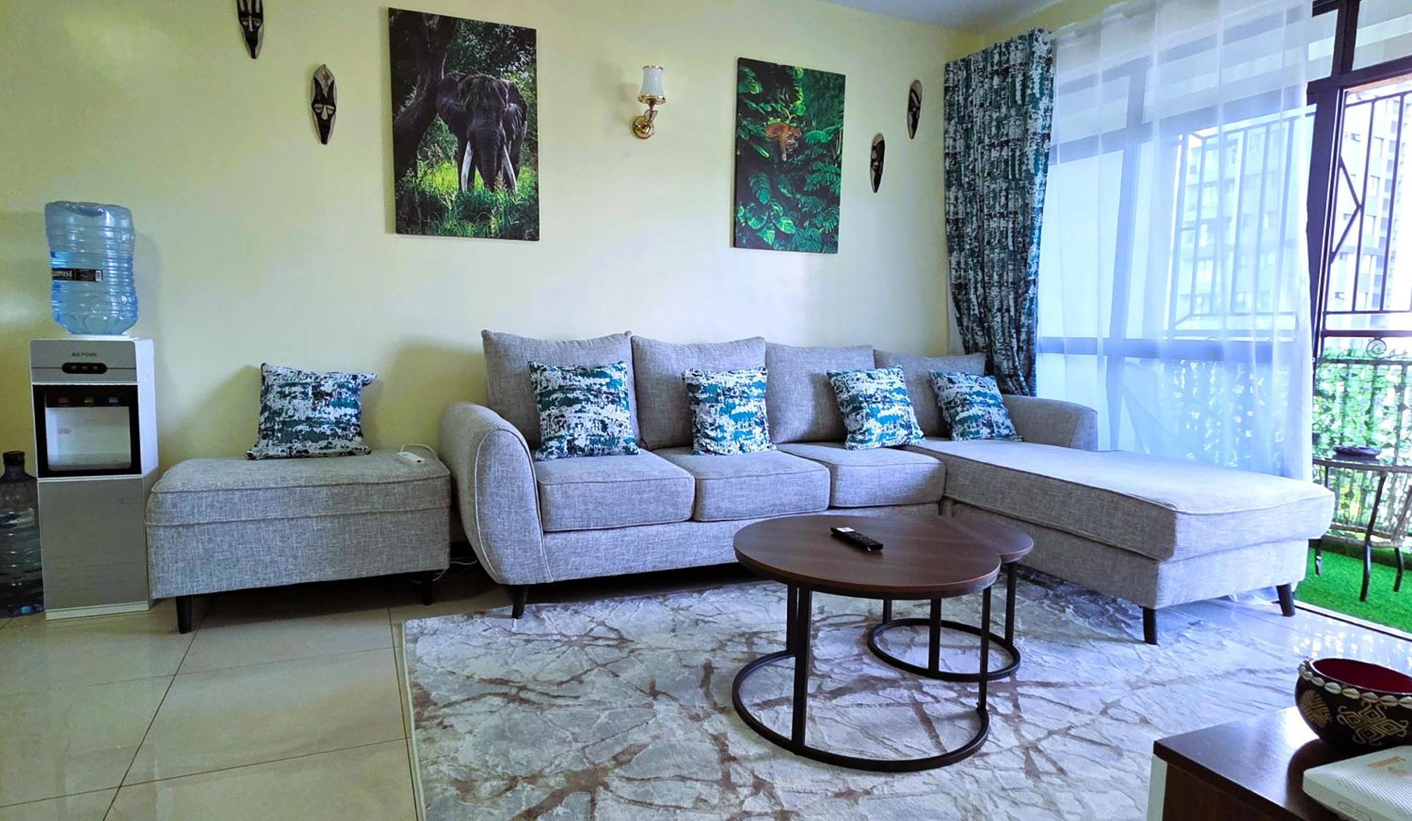 Emerald Safari Themed 3BR and SQ Apartment