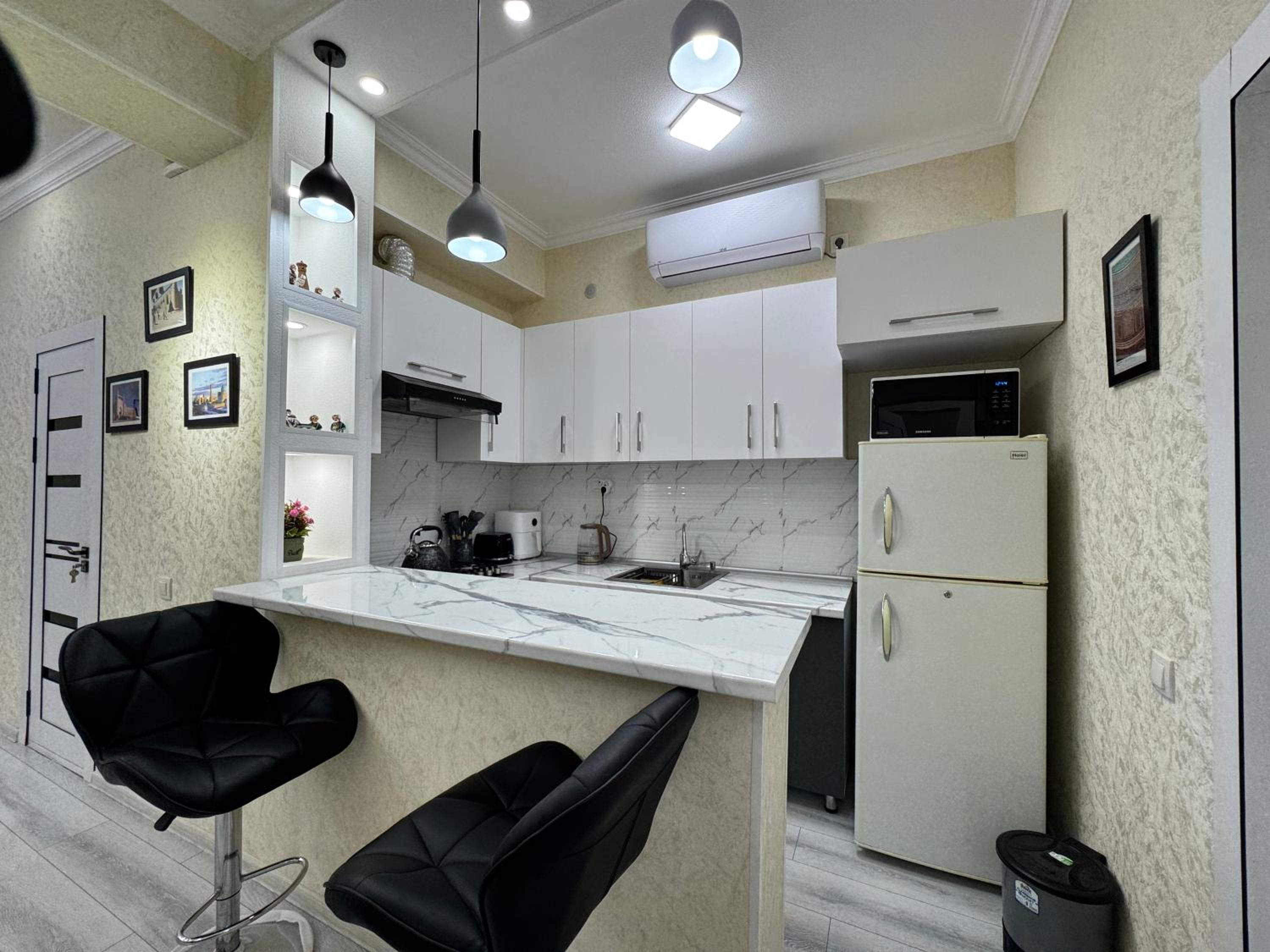 Modern 2BR Luxury -10 Min Walk to Old Town