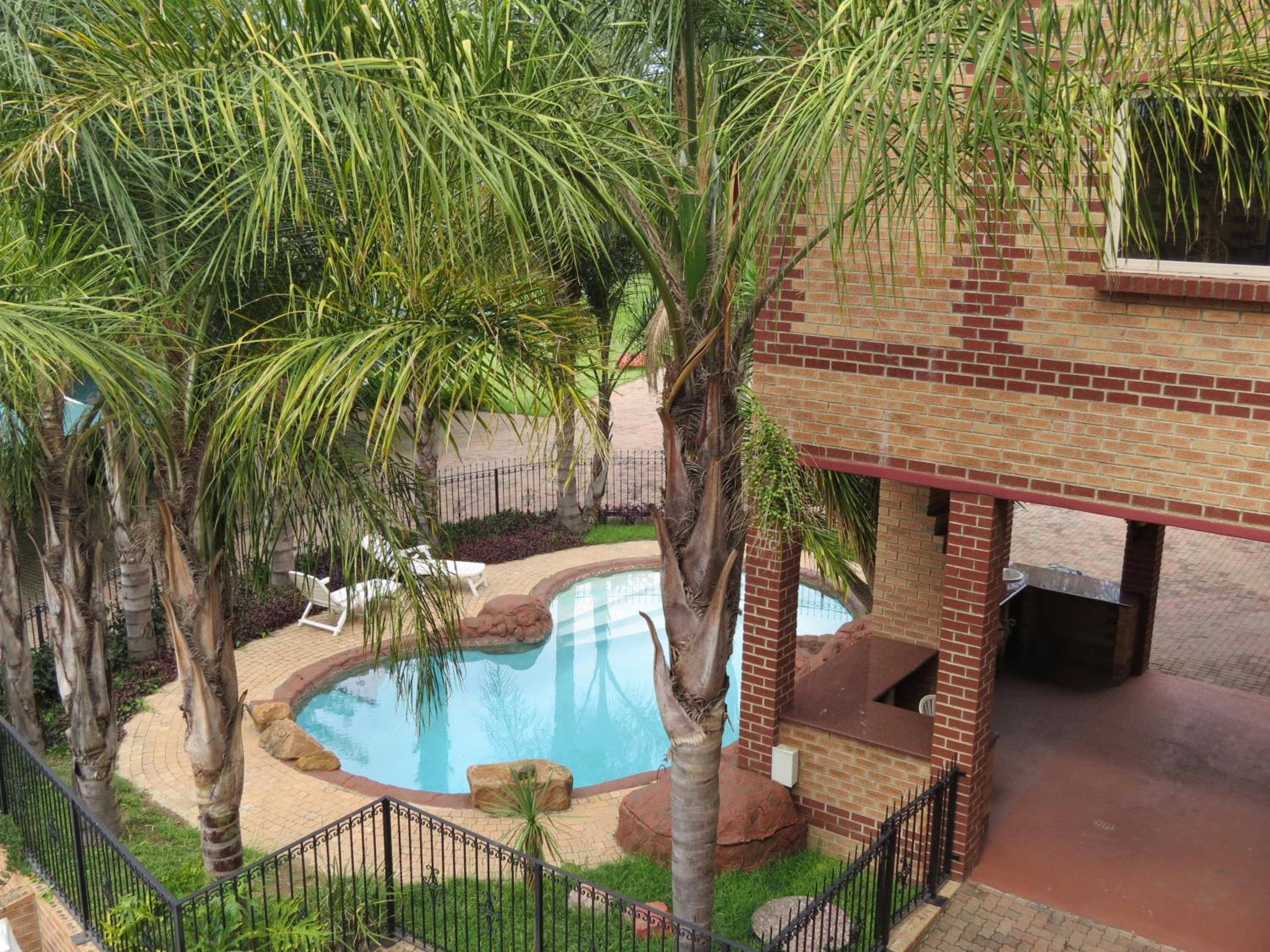 Crocodile Lodge cc