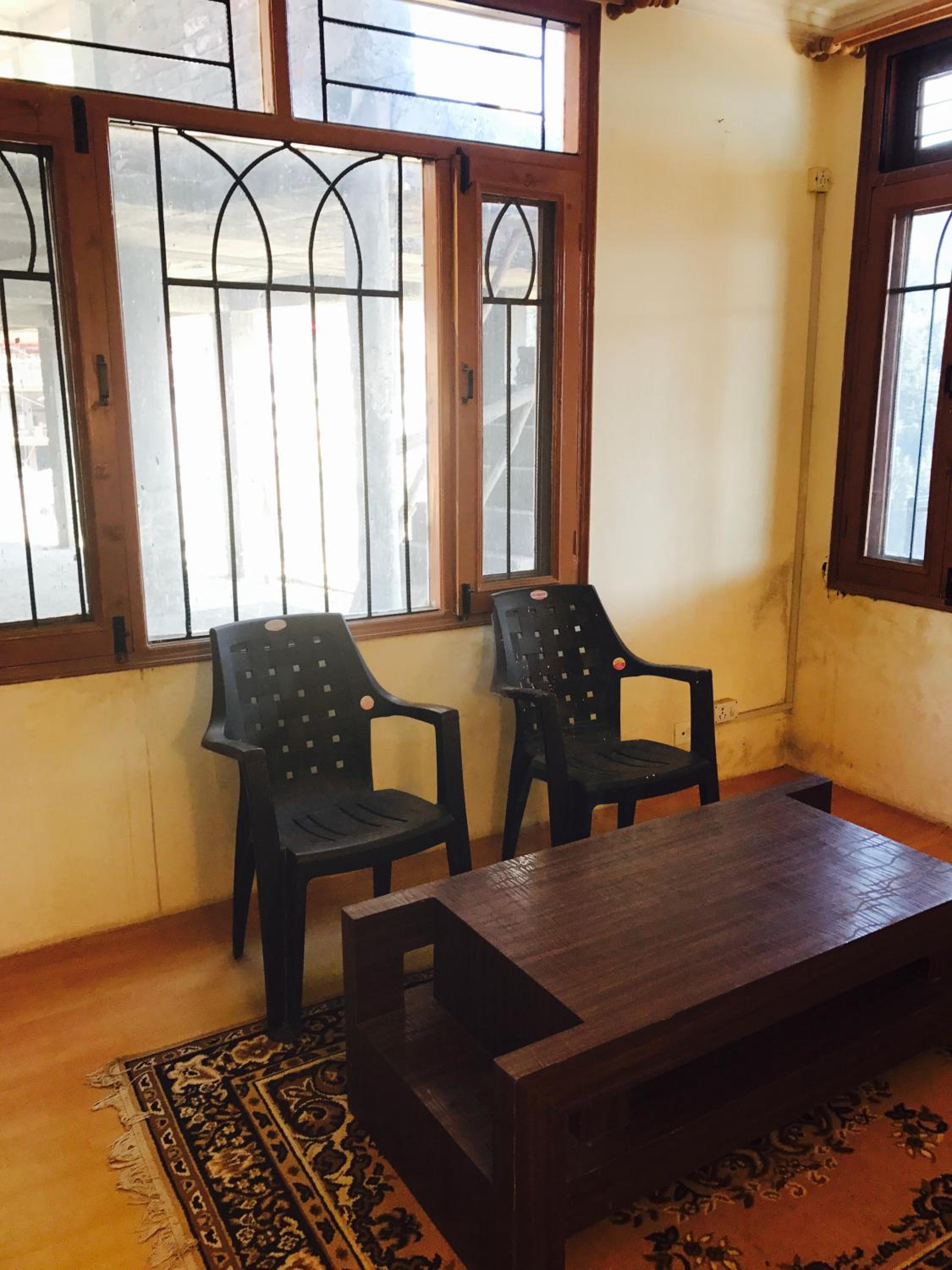 RidgeView Homestay near Lakkar Bazar view 3