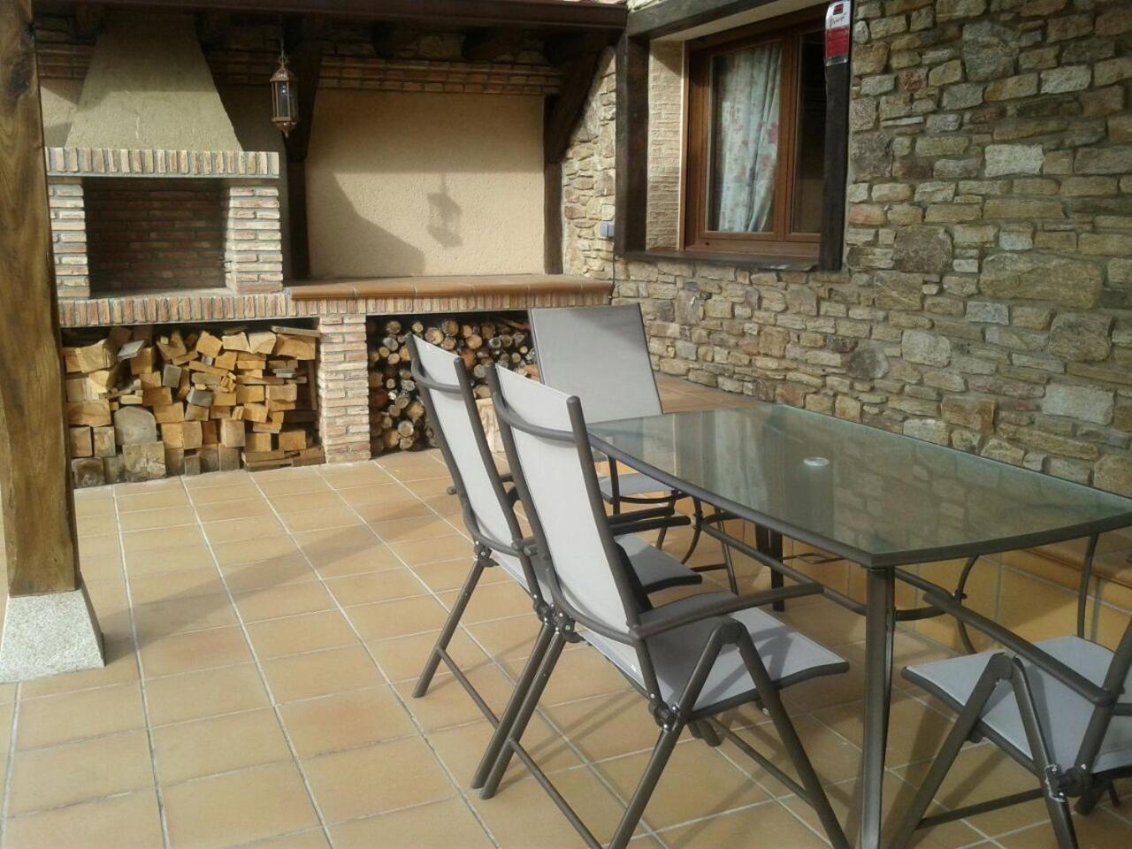 El Corral De Concejo