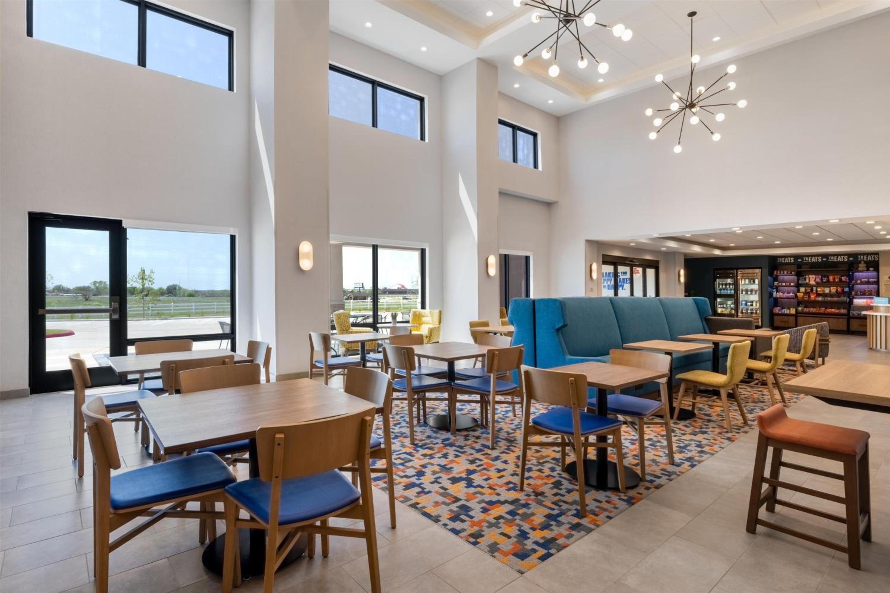 Hampton Inn By Hilton Wichita Falls North, Photo 14