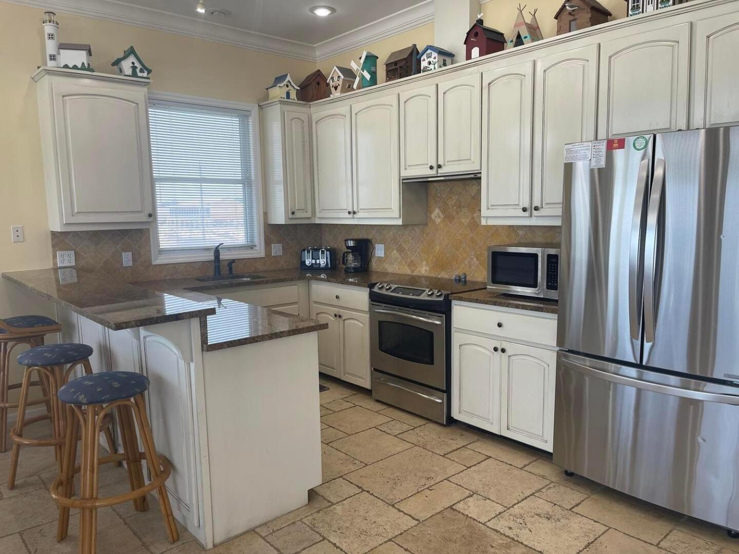 Sea Watch-Beachfront-Private Pool-Pet Friendly
