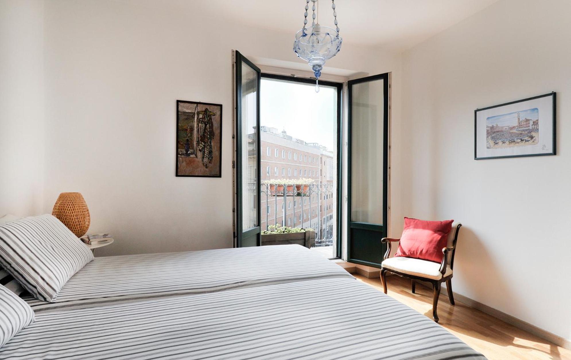 Milano Sweet Home San Lorenzo, right in the city centre