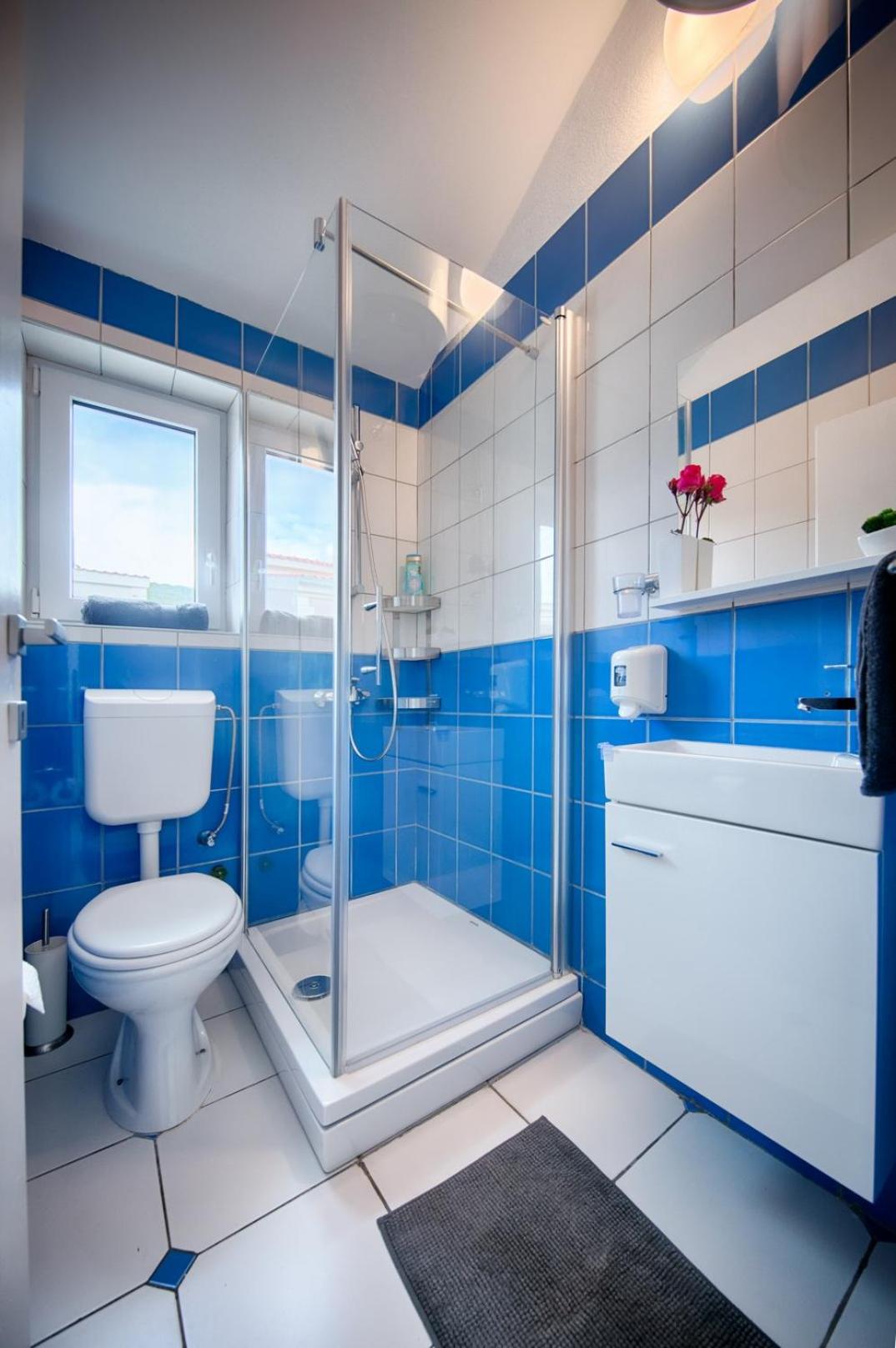 Seafront Suites Maja photo 5